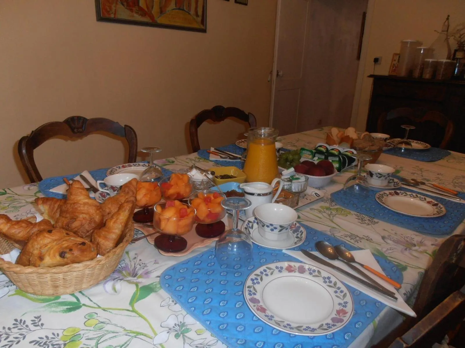 Continental breakfast in L'Orchidée