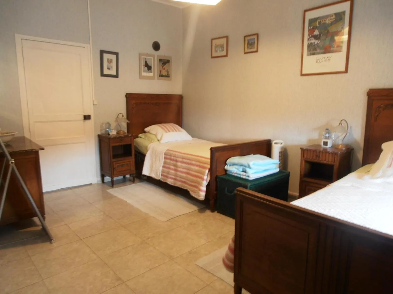 Bedroom, Bed in L'Orchidée