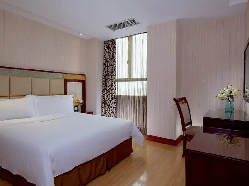 Bed in Vienna Hotel in Pinghu Square Bed in Vienna Hotel in Pinghu Square
