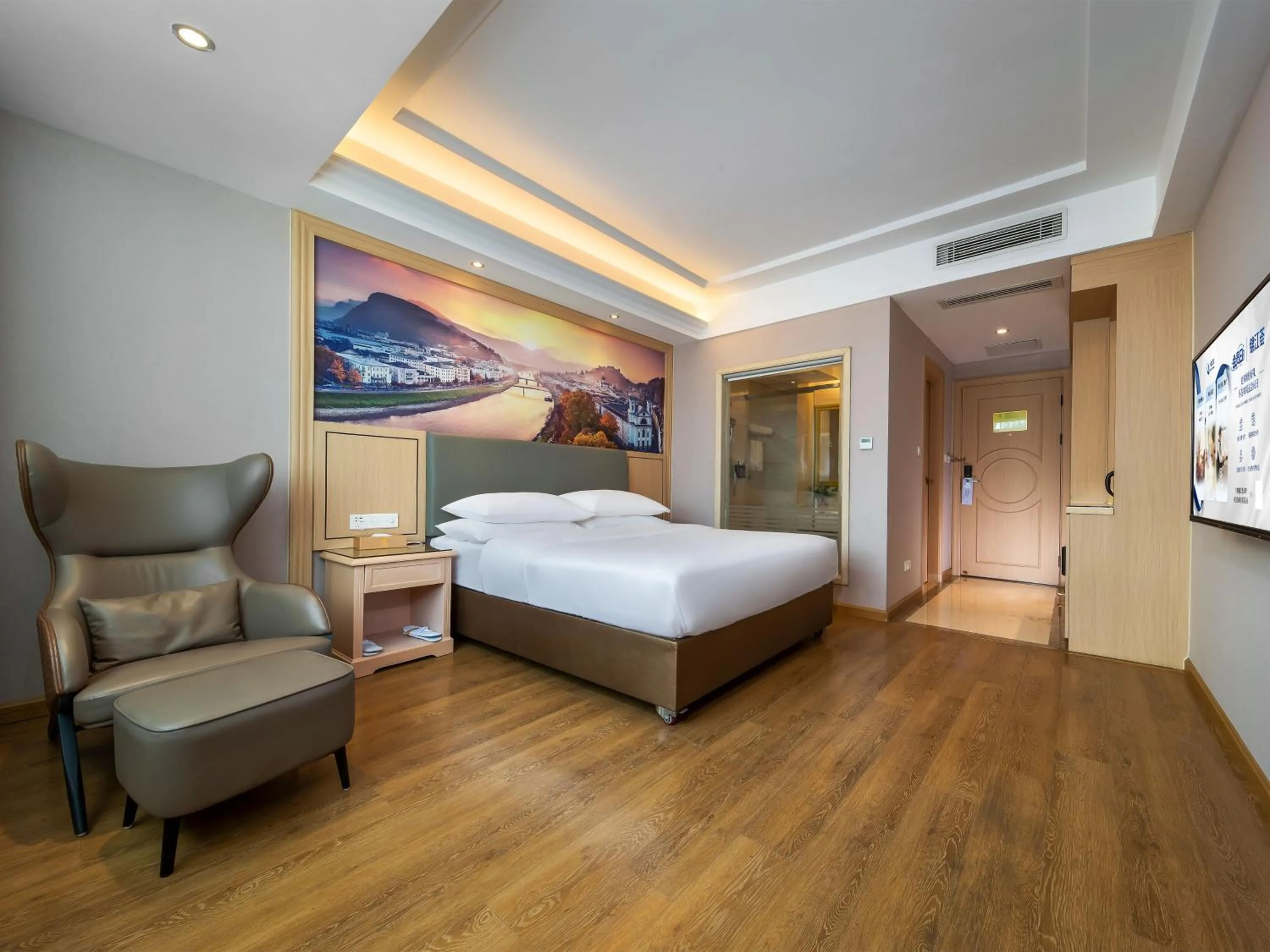 Bedroom, Bed in Vienna Hotel Shenzhen Henggang Cuihu Shangzhuang