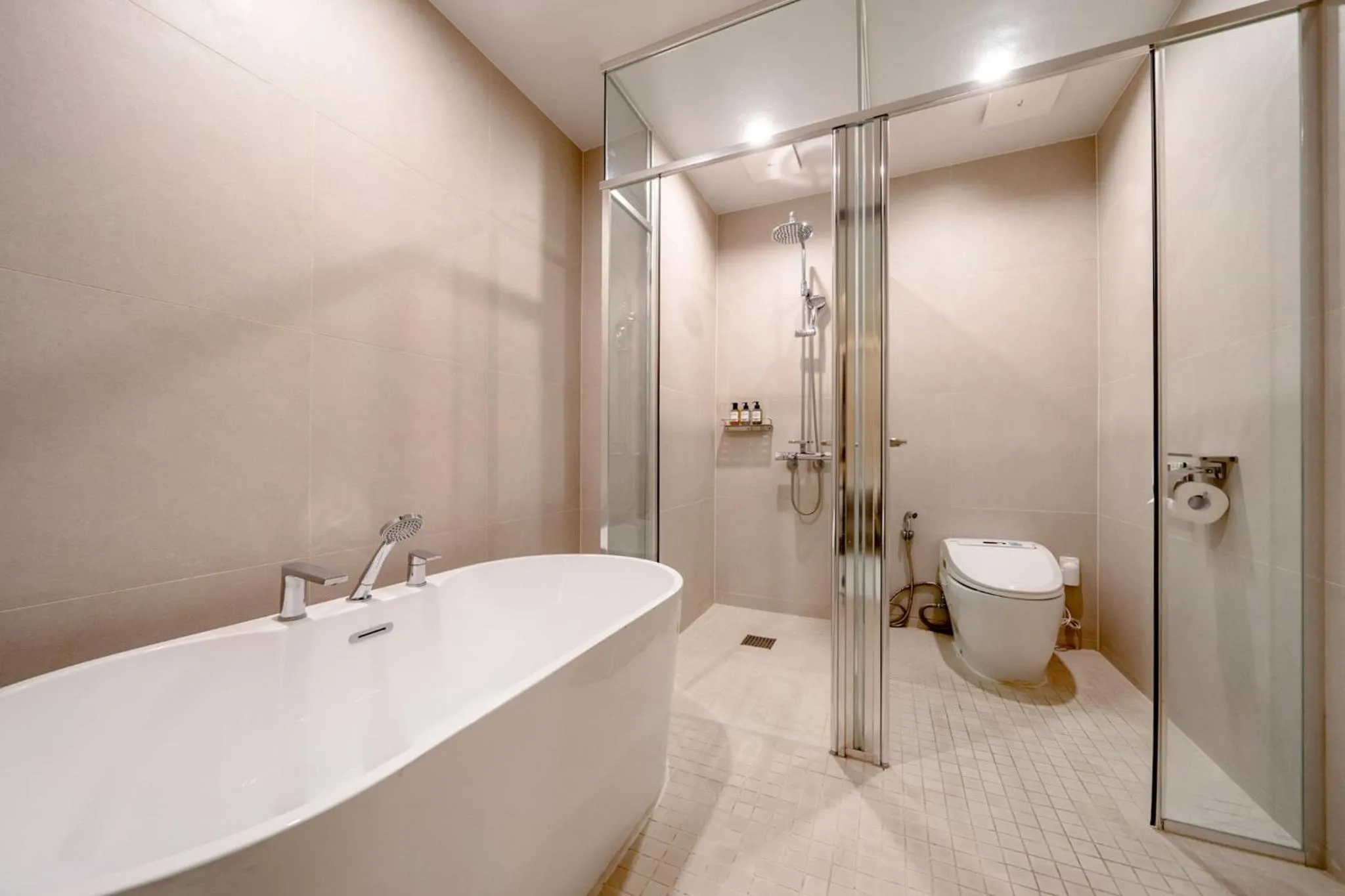 Bathroom in Cheonho Aria Hotel