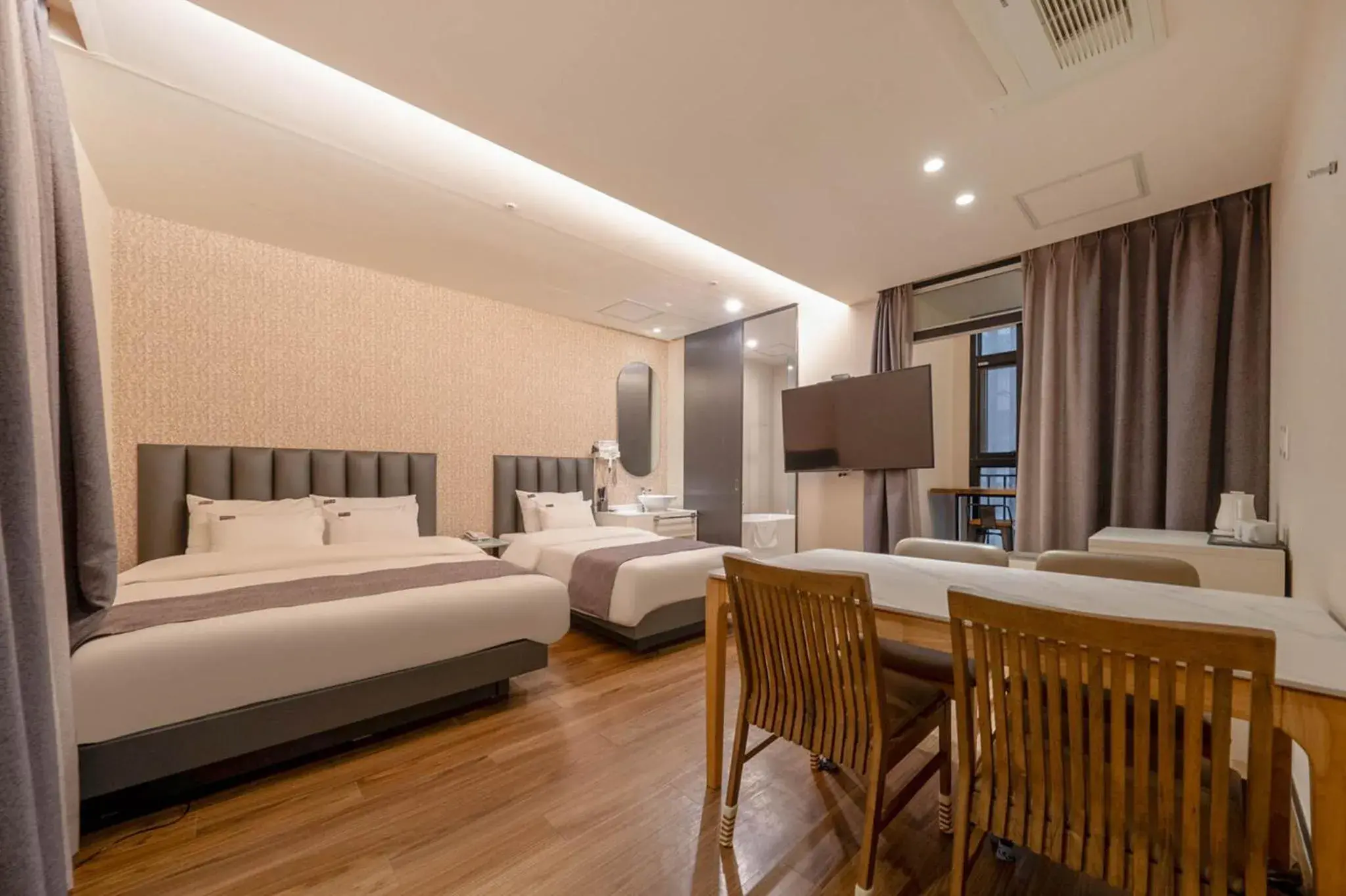 Family Suite in Cheonho Aria Hotel Family Suite in Cheonho Aria Hotel