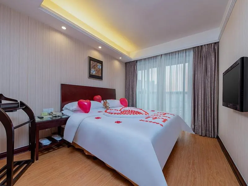 Bed in Vienna Hotel Shenzhen Henggang New City