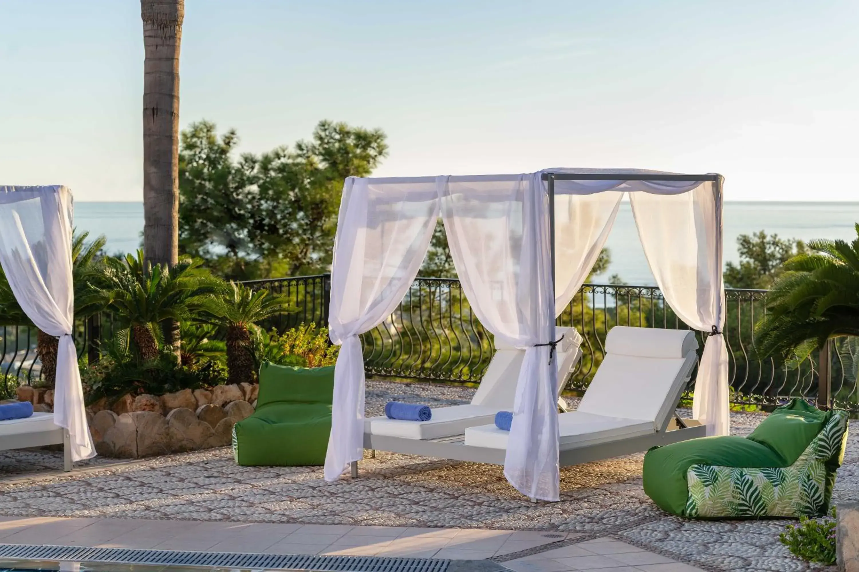 Area and facilities in Pefkos View Suites & Maisonette Area and facilities in Pefkos View Suites & Maisonette