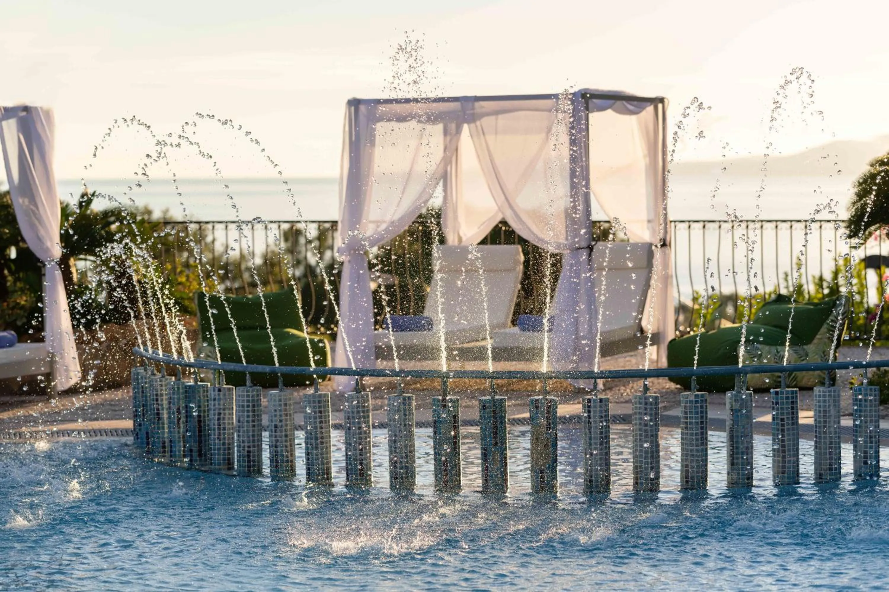 Area and facilities in Pefkos View Suites & Maisonette