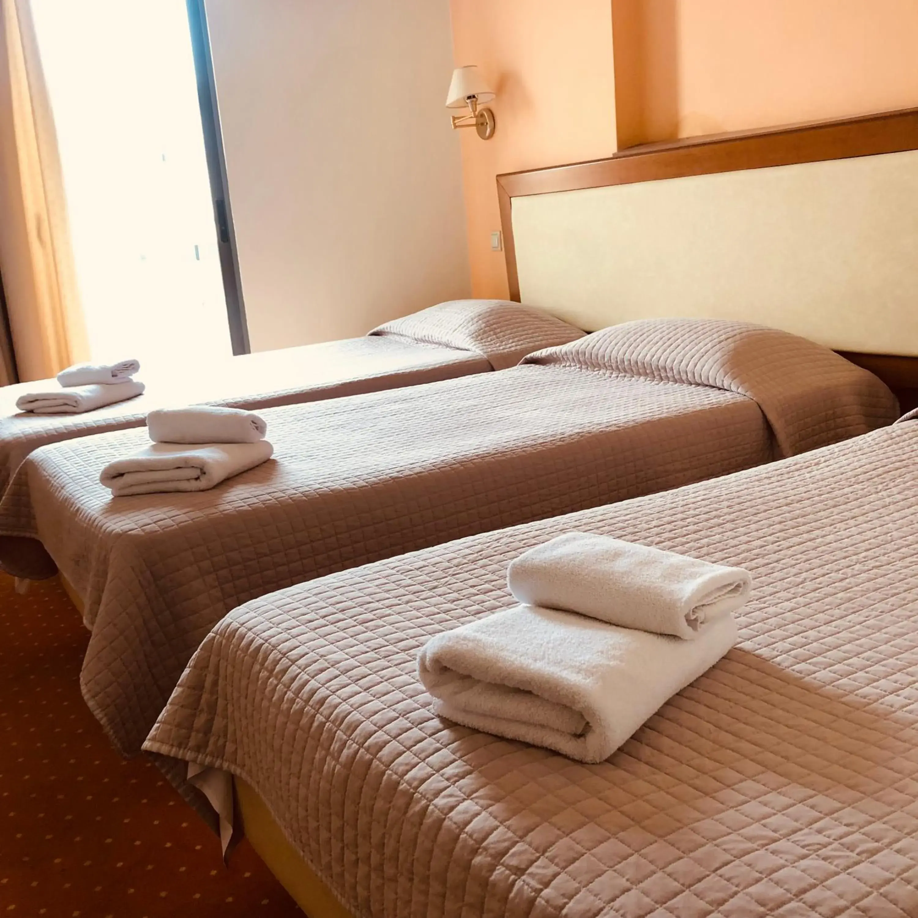 Bed in Four Seasons Hotel Bed in Four Seasons Hotel