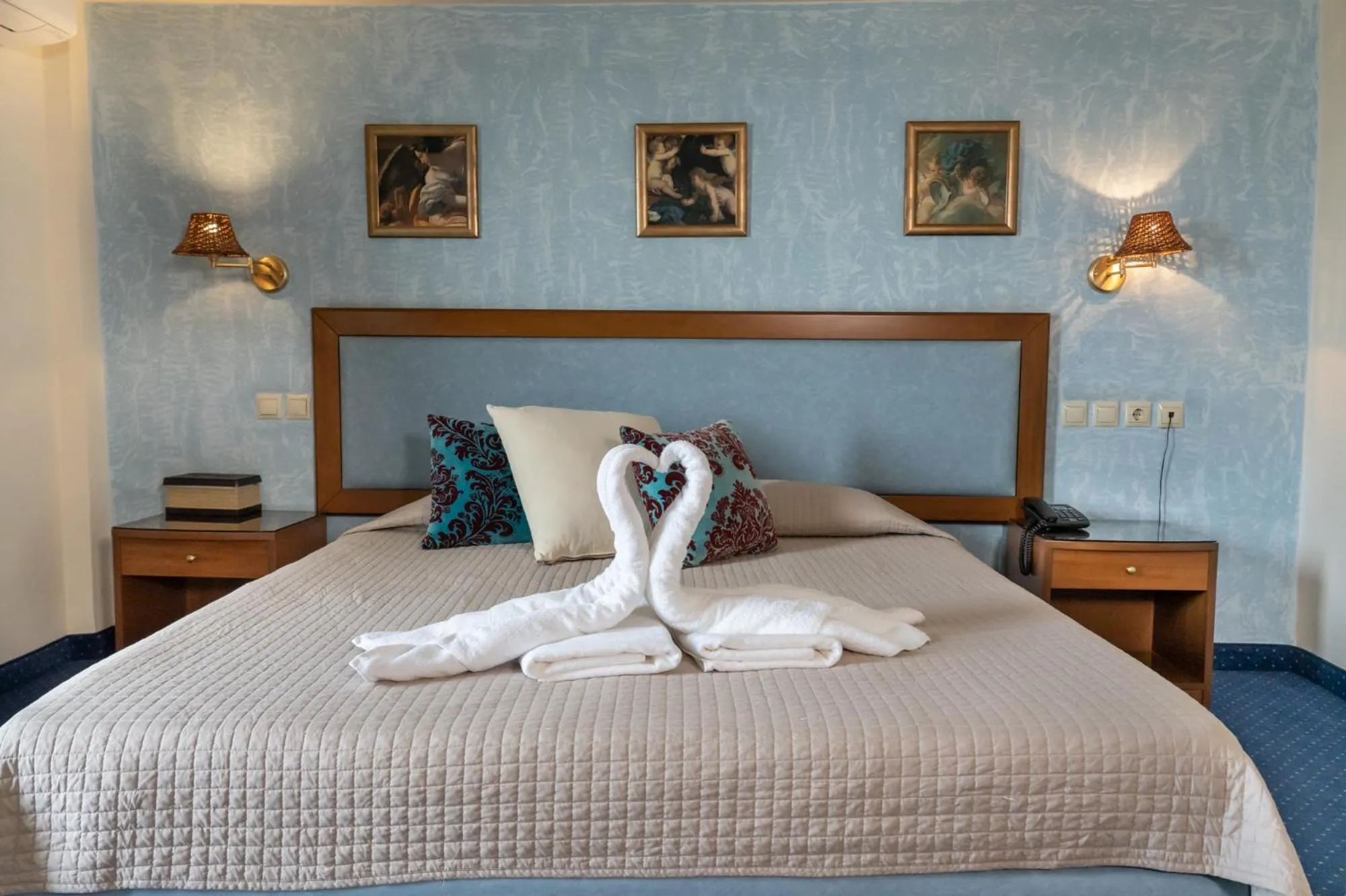 Bed in Four Seasons Hotel