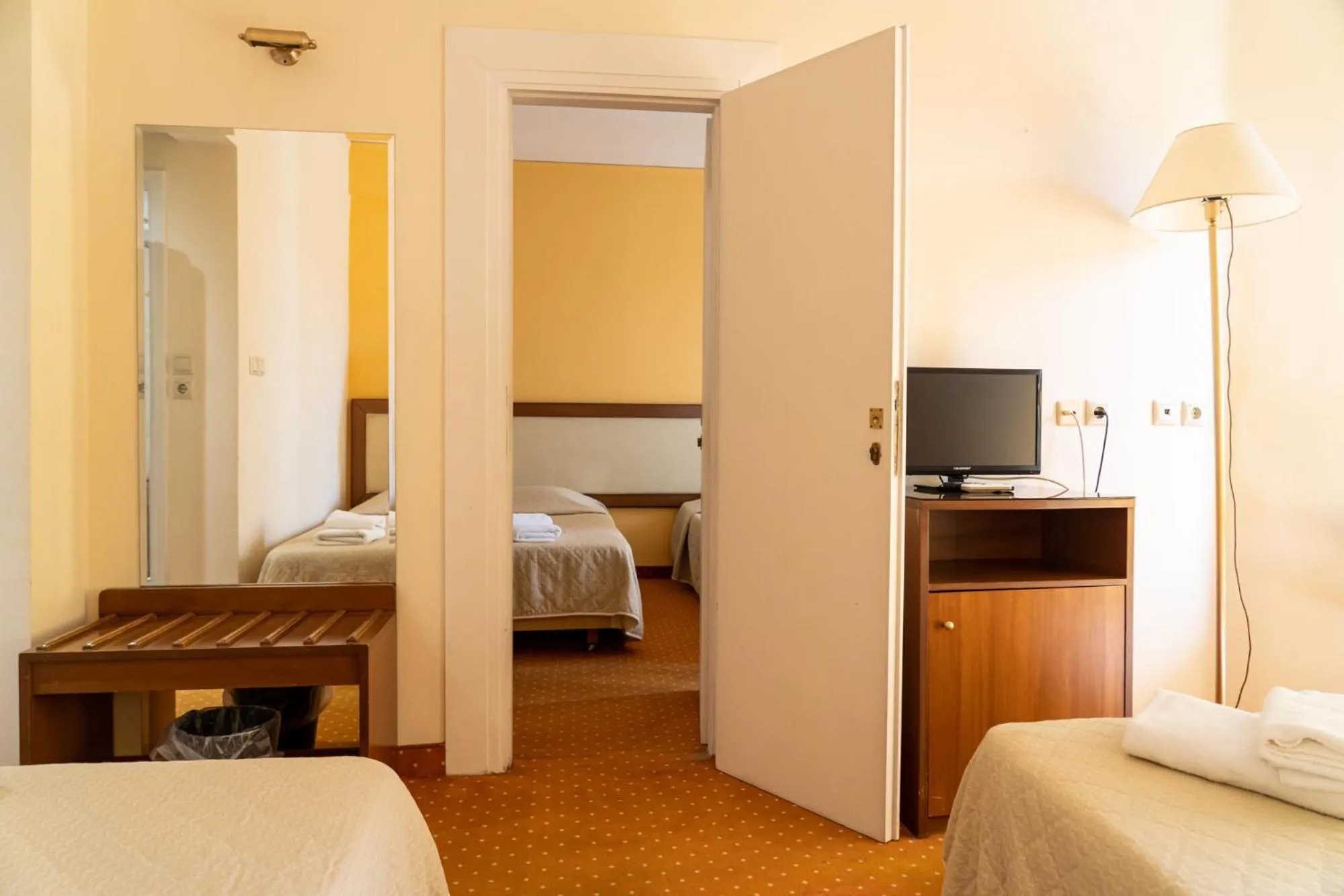 Bed in Four Seasons Hotel