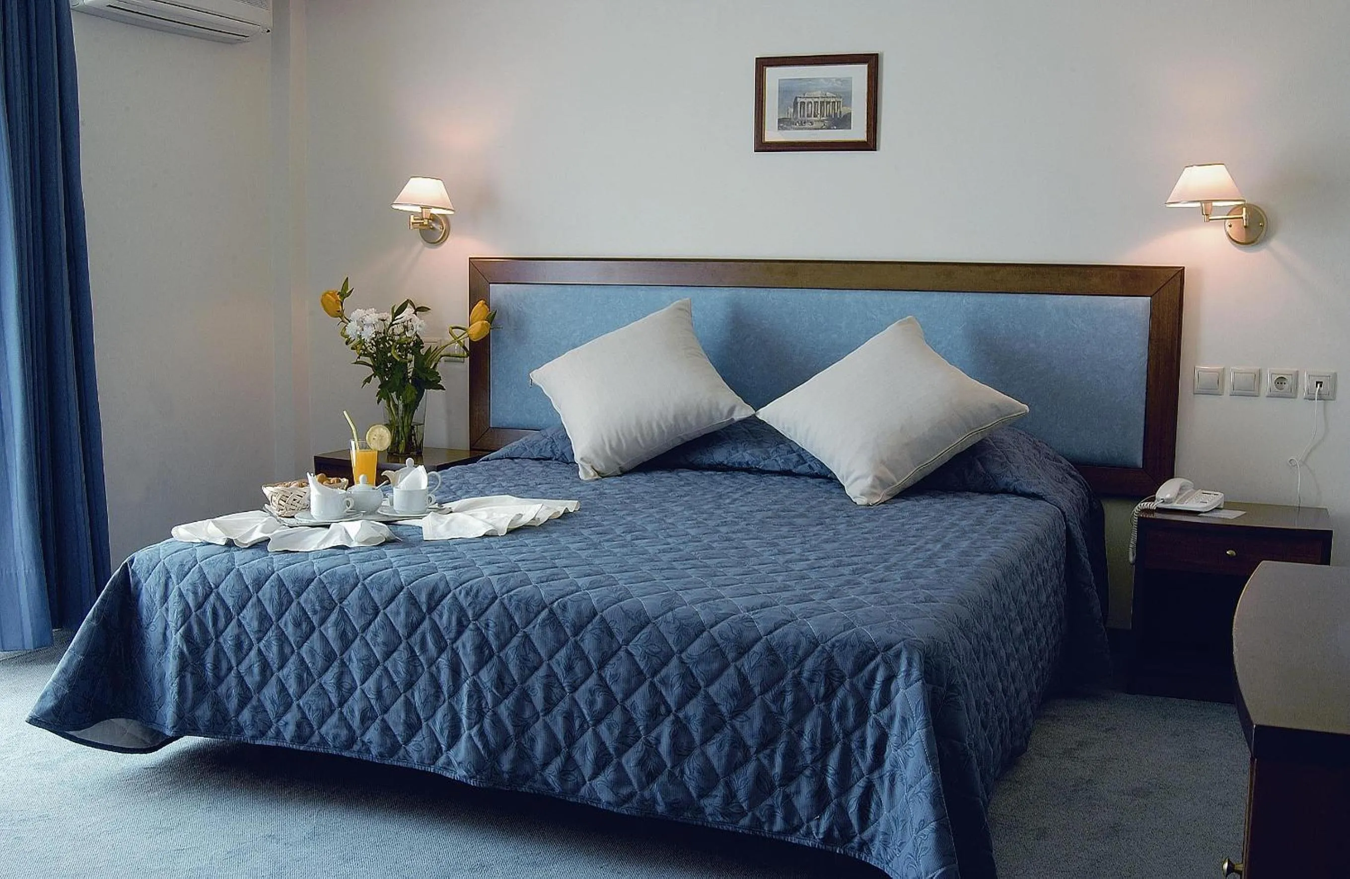 Bed in Four Seasons Hotel