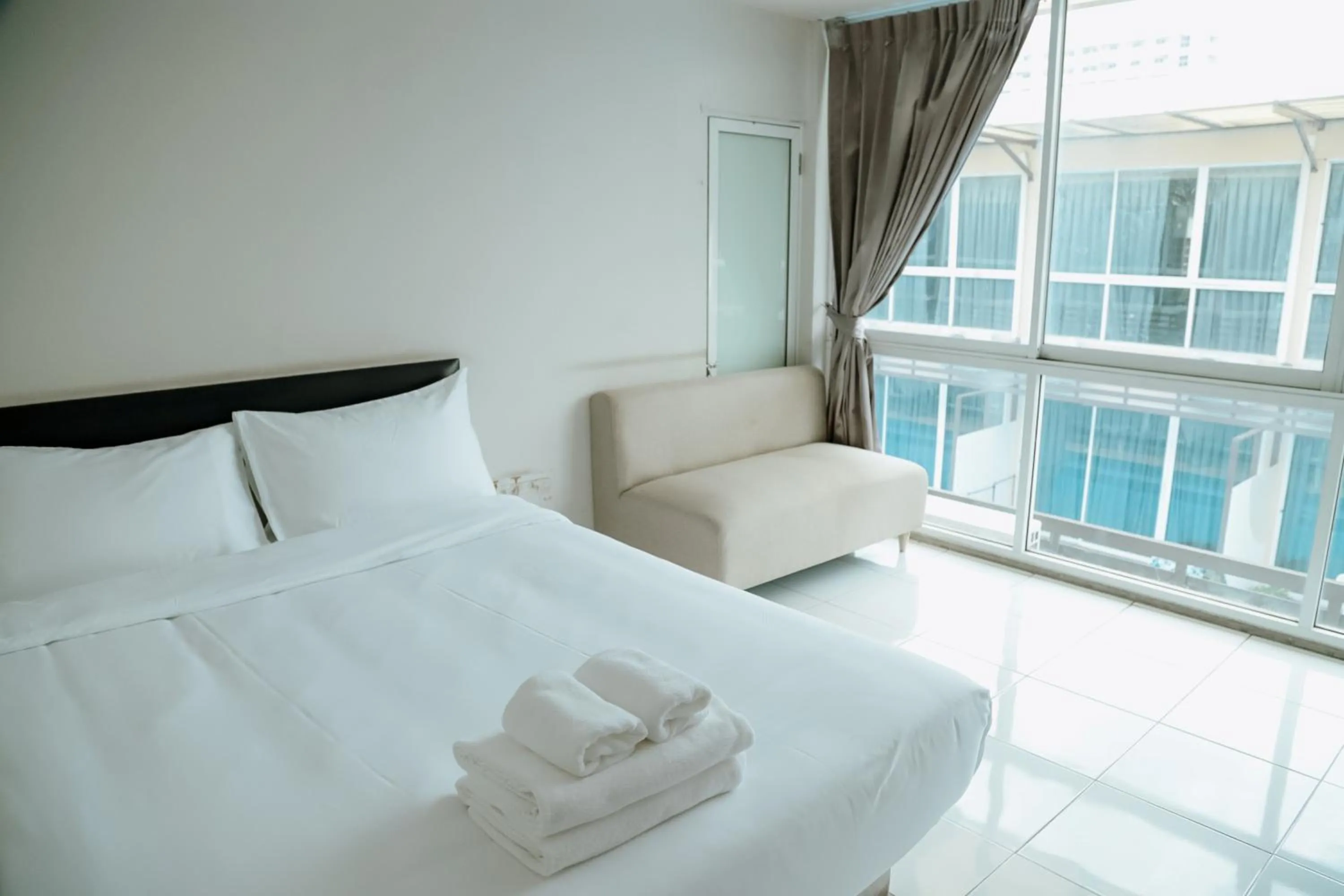 Bedroom, Bed in Full Stop Pool Villa Don Mueang