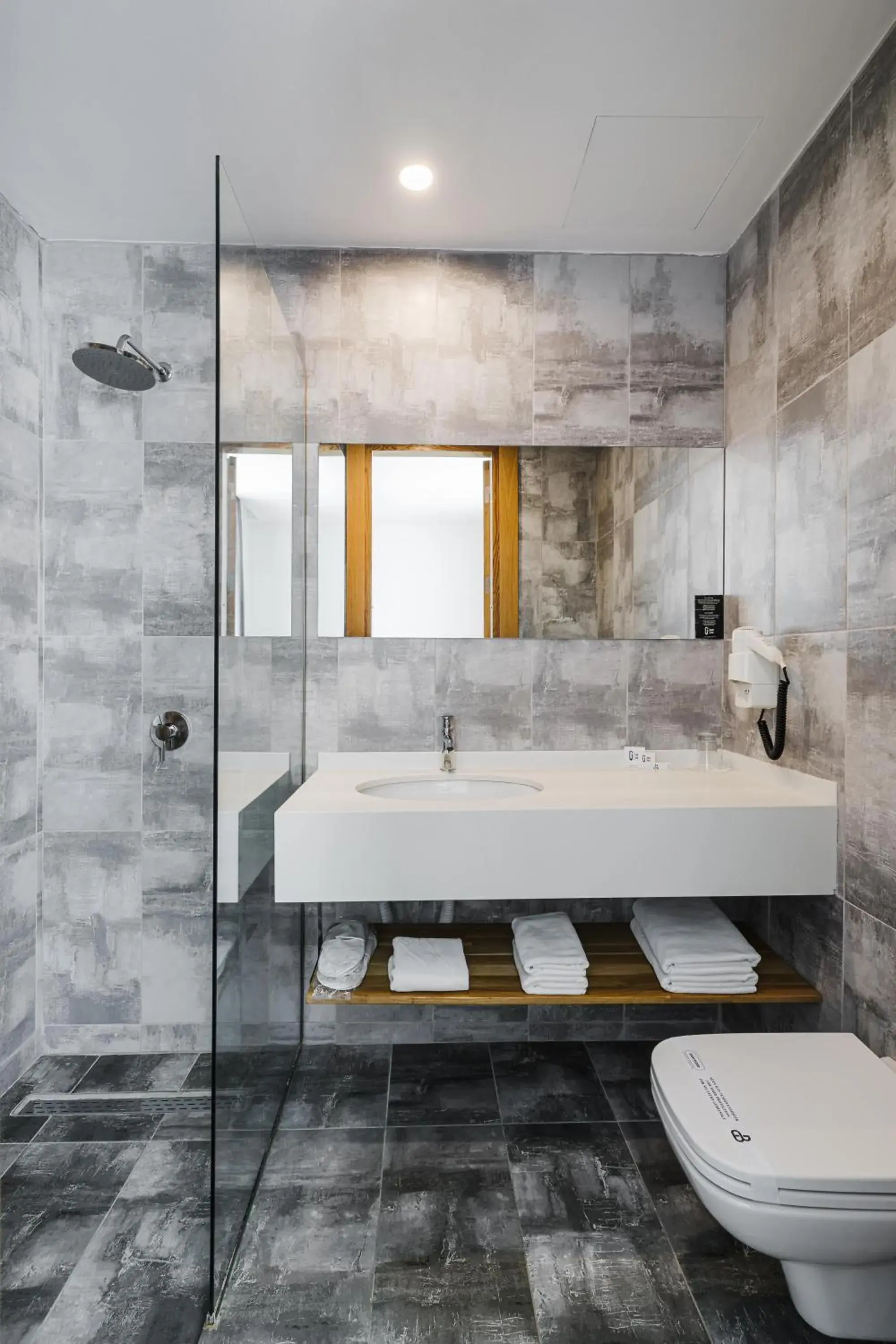 Deluxe Double Room - single occupancy in Ingate Hotel Deluxe Double Room - single occupancy in Ingate Hotel