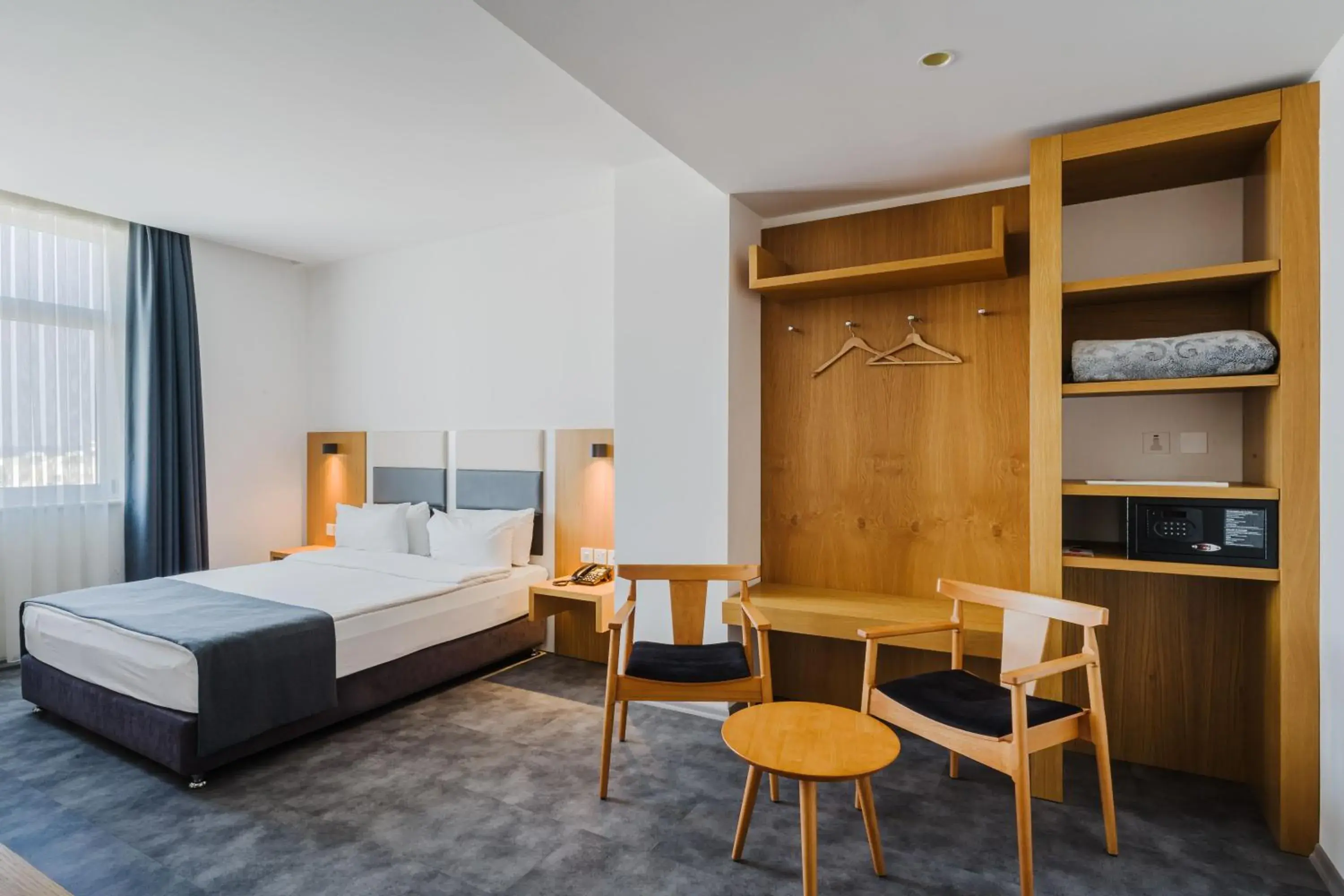 Bed in Ingate Hotel Bed in Ingate Hotel