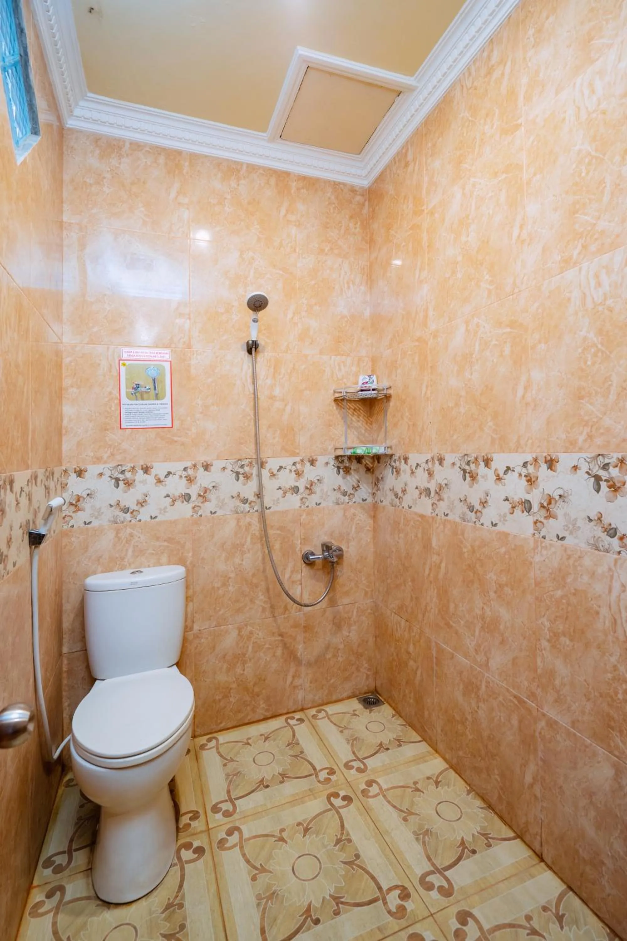 Shower in Grand Dream Cita Mandiri Syariah