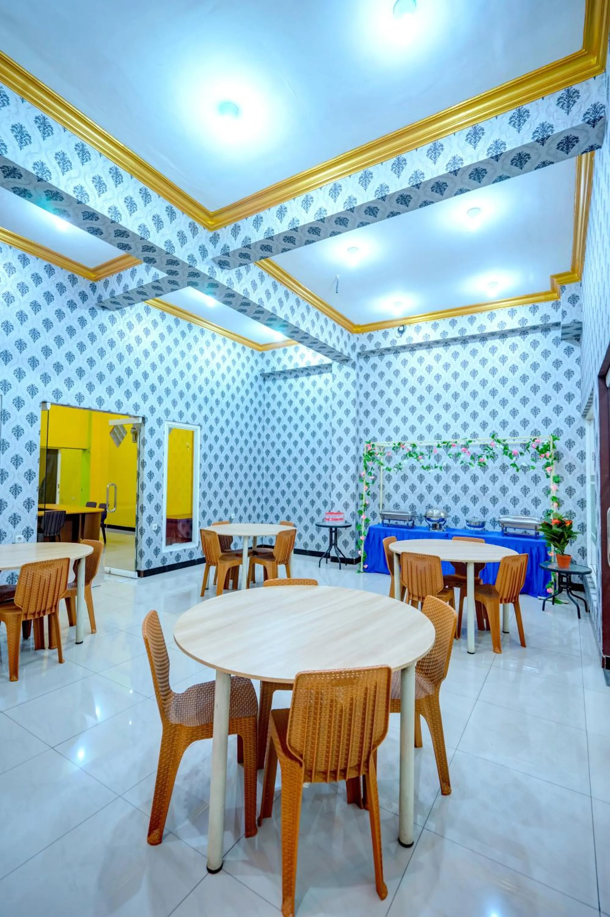 Seating area in Grand Dream Cita Mandiri Syariah