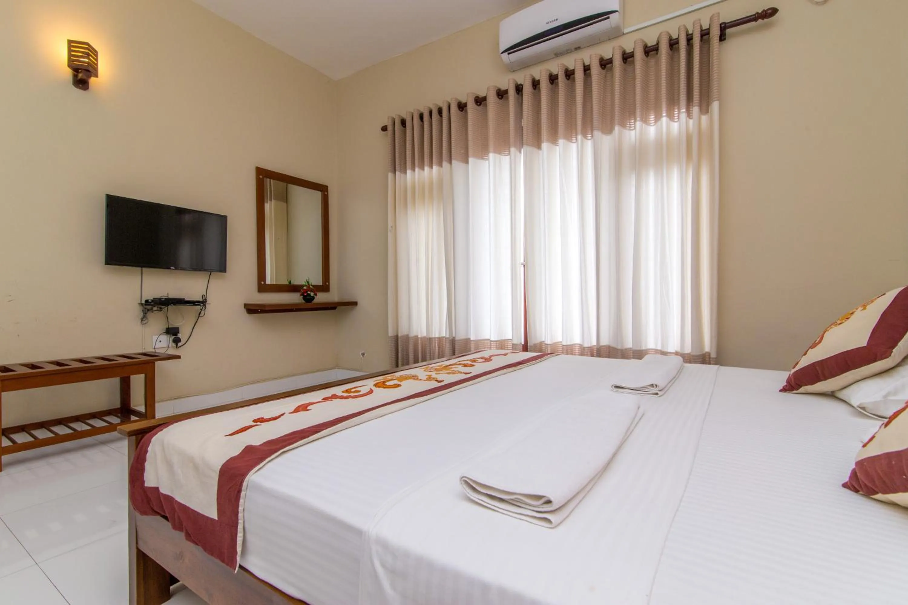 Bed in Jack Tree Lodge