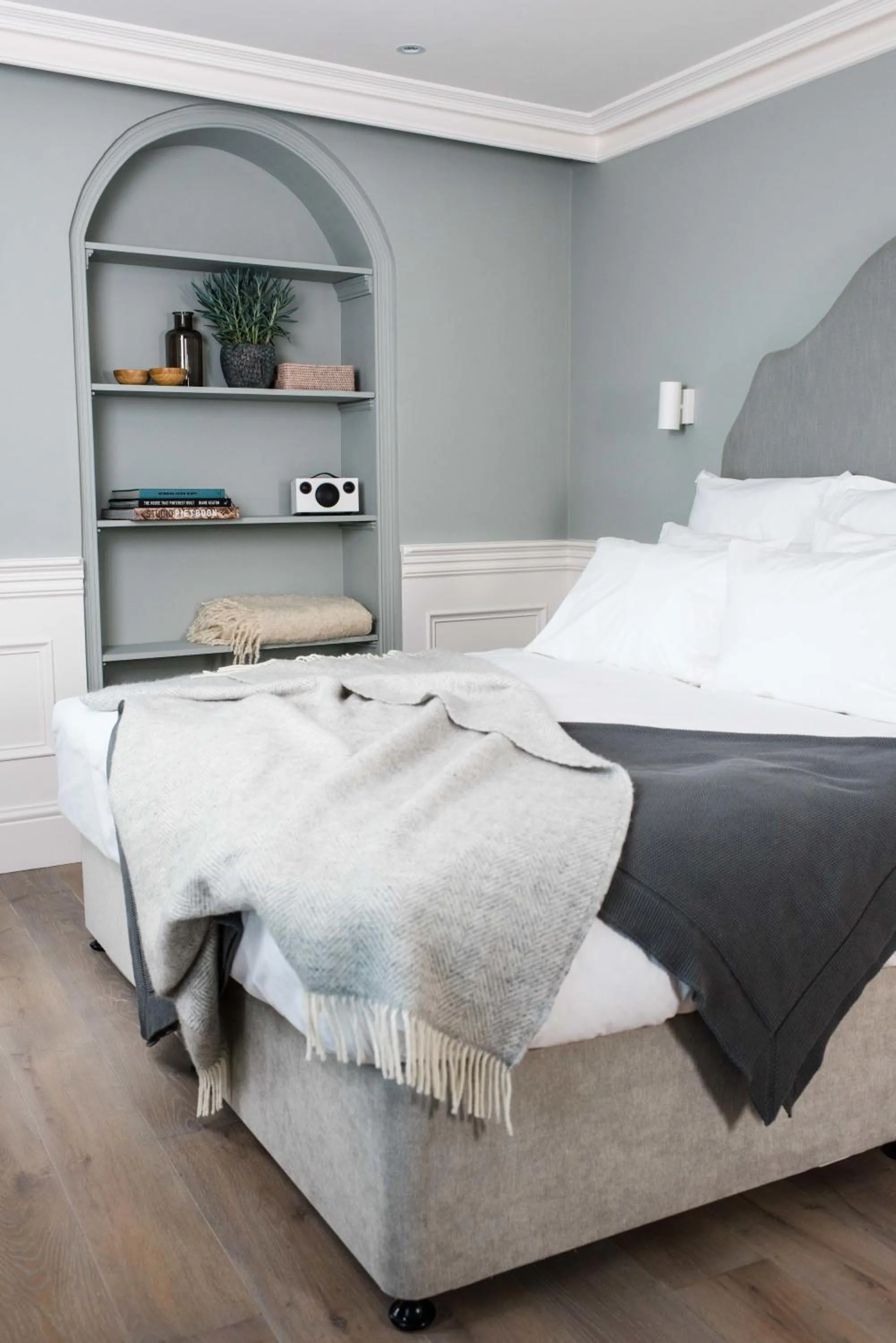 Bed in One Shore Street