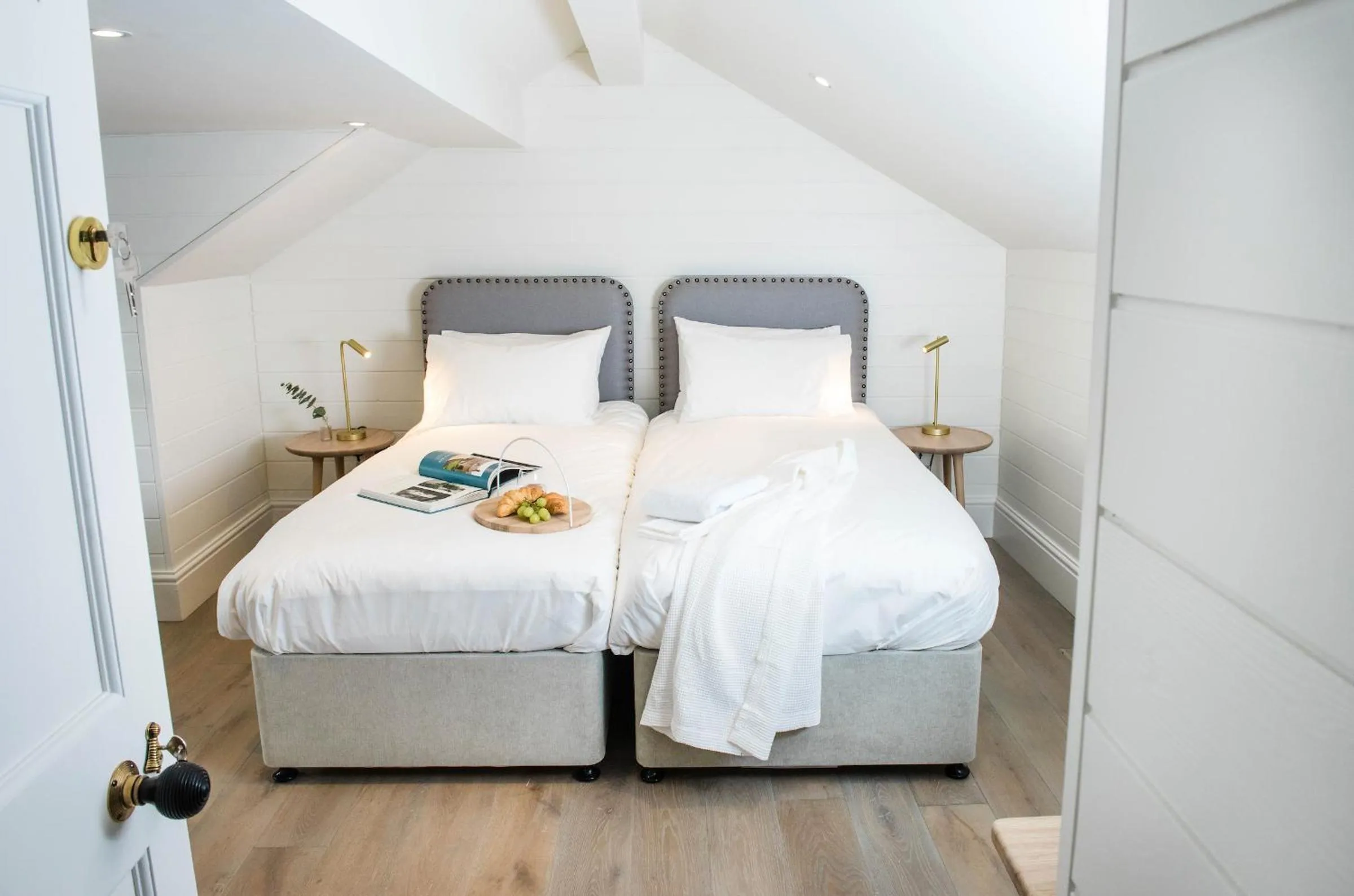 Bed in One Shore Street