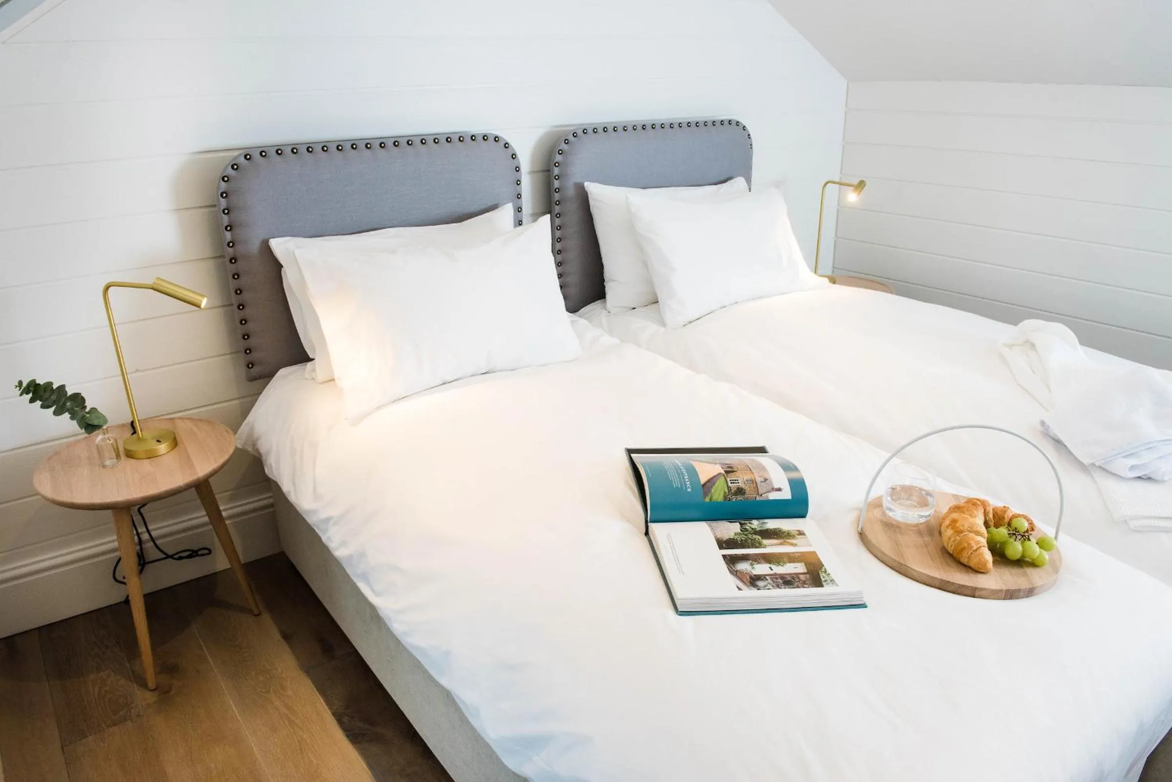 Bed in One Shore Street