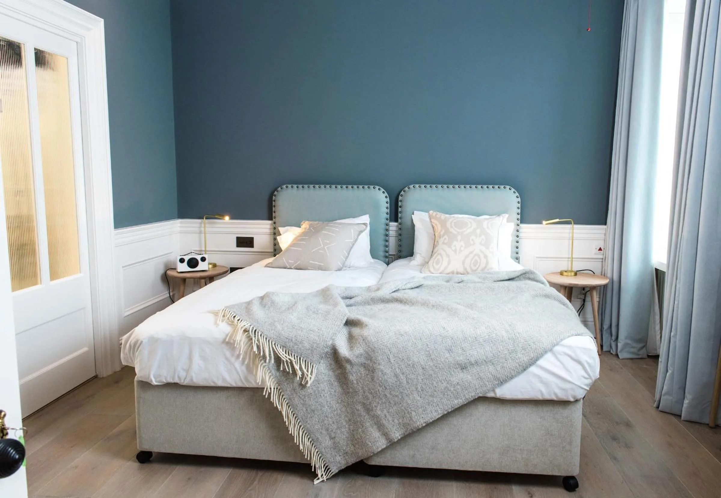 Bed in One Shore Street