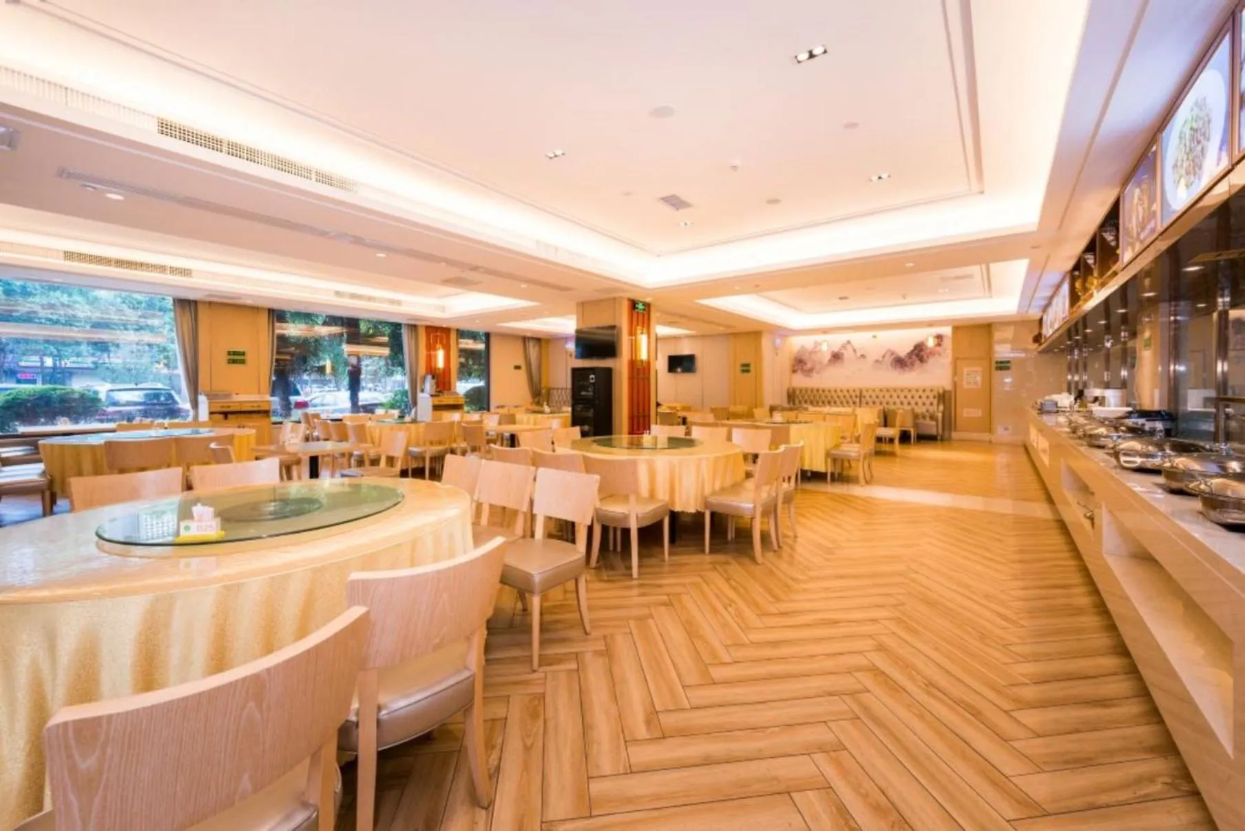 Restaurant/places to eat in Vienna International Hotel Xi'an Dayan Tower