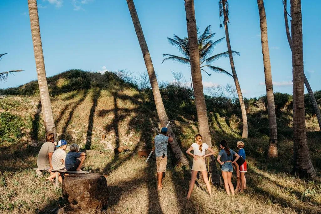 children in Travessia Beach Lodge