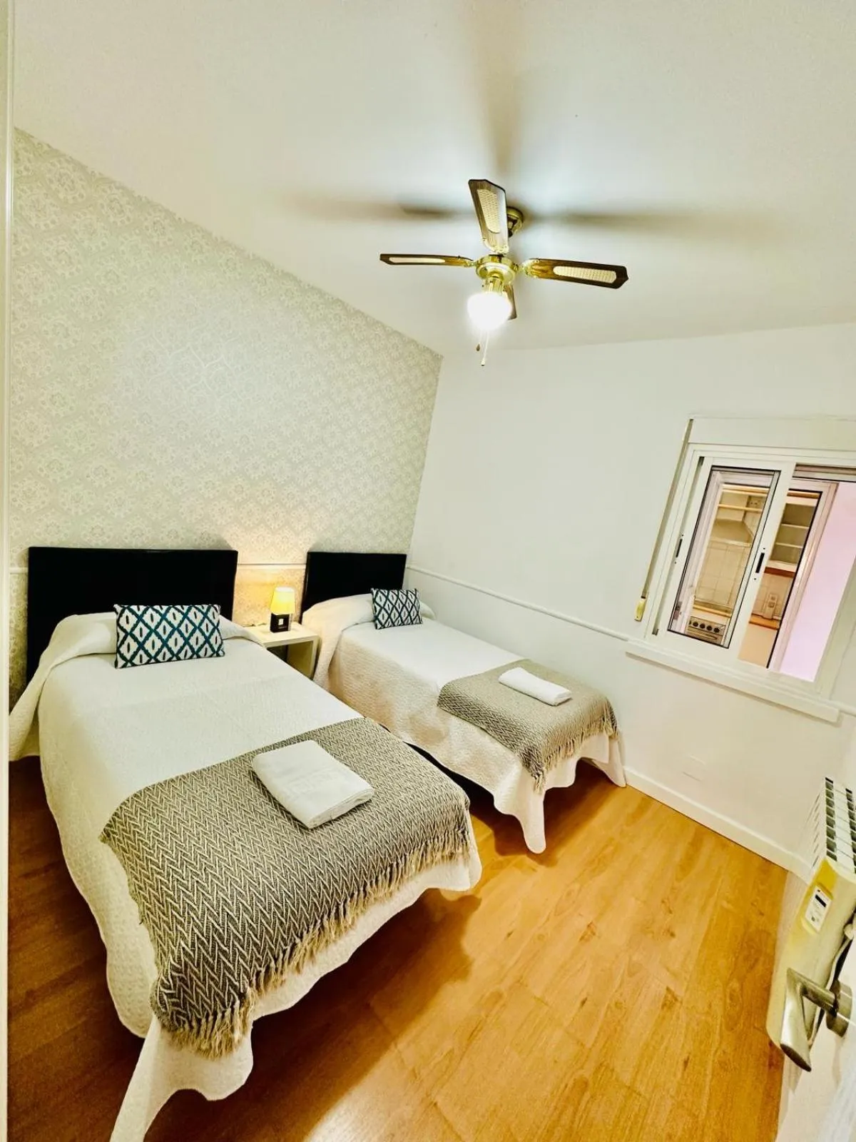 Photo of the whole room, Bed in Apartamento Turístico Pizarro