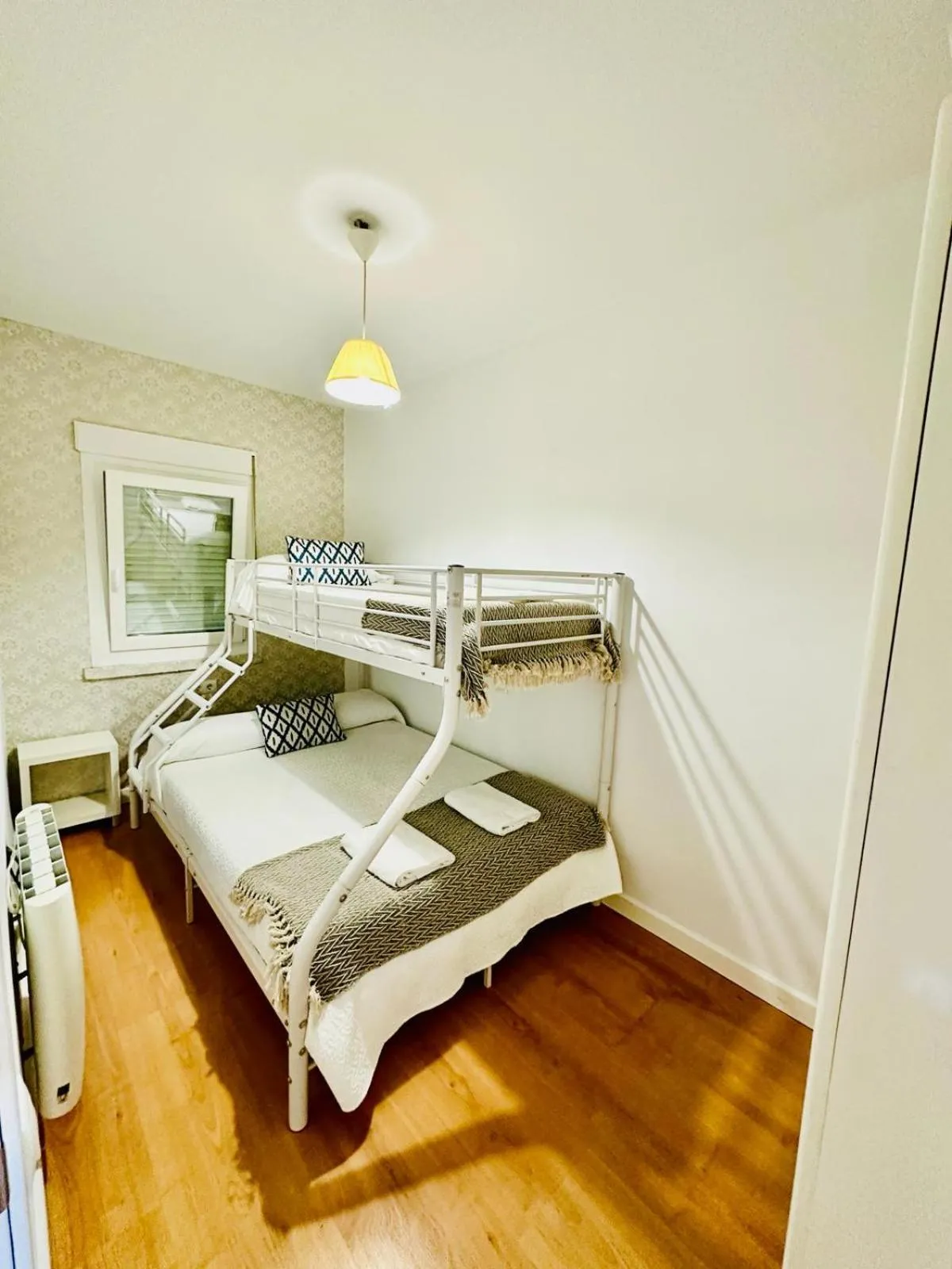 Photo of the whole room, Bed in Apartamento Turístico Pizarro