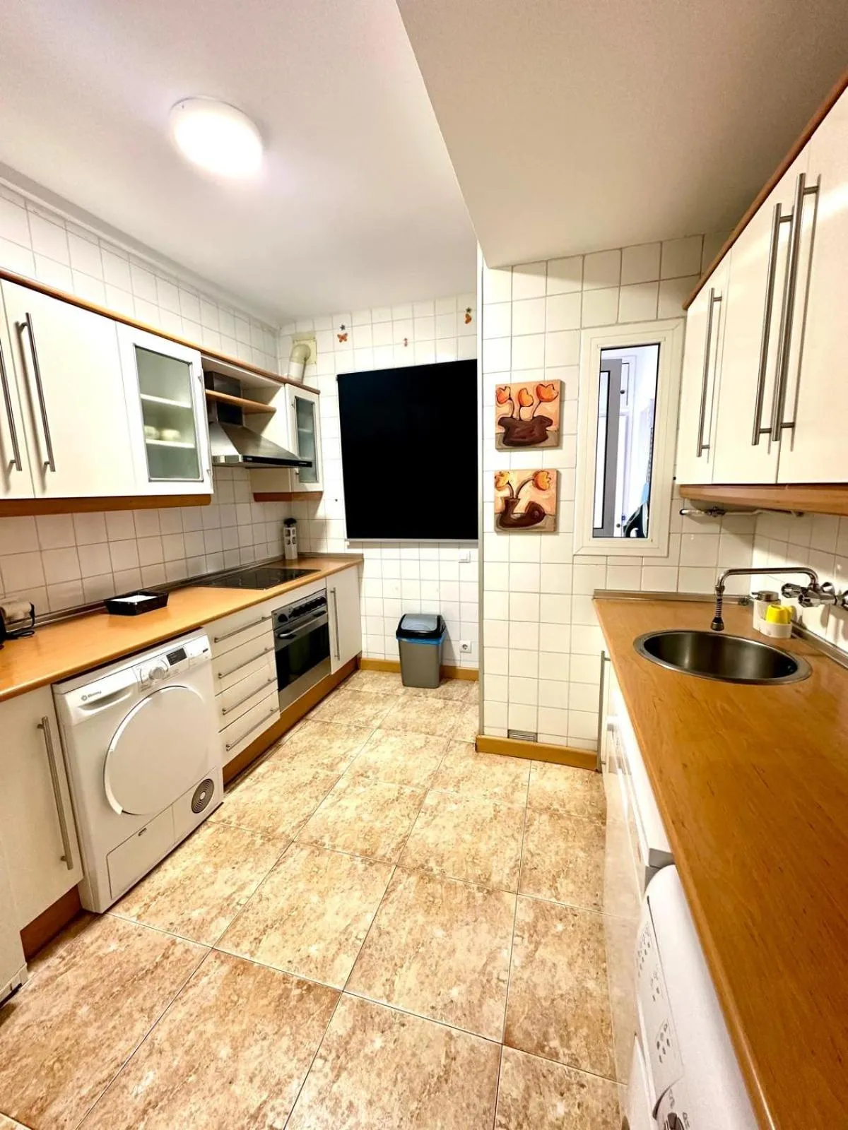 Kitchen or kitchenette in Apartamento Turístico Pizarro
