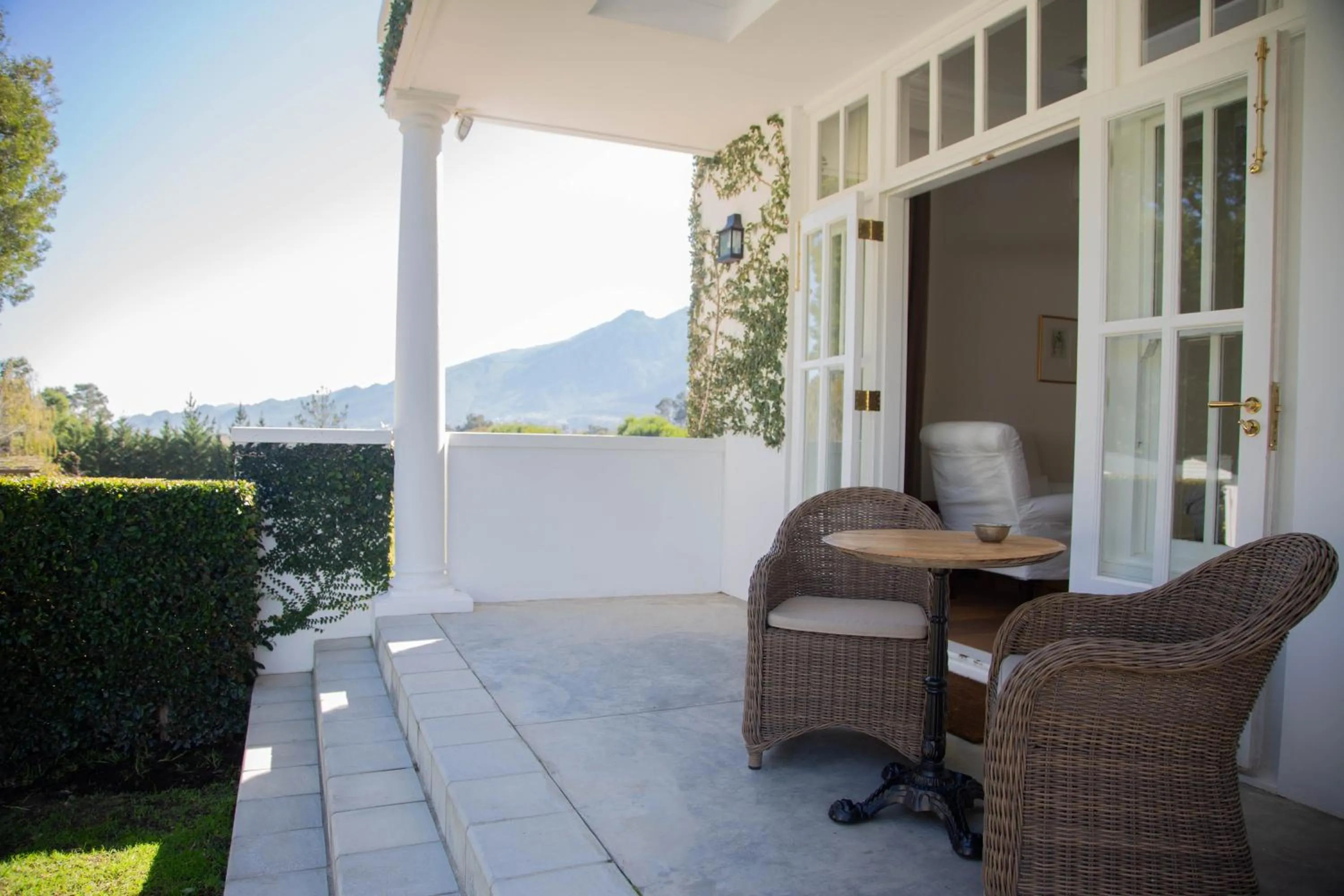 Lily Pond House at Le Lude