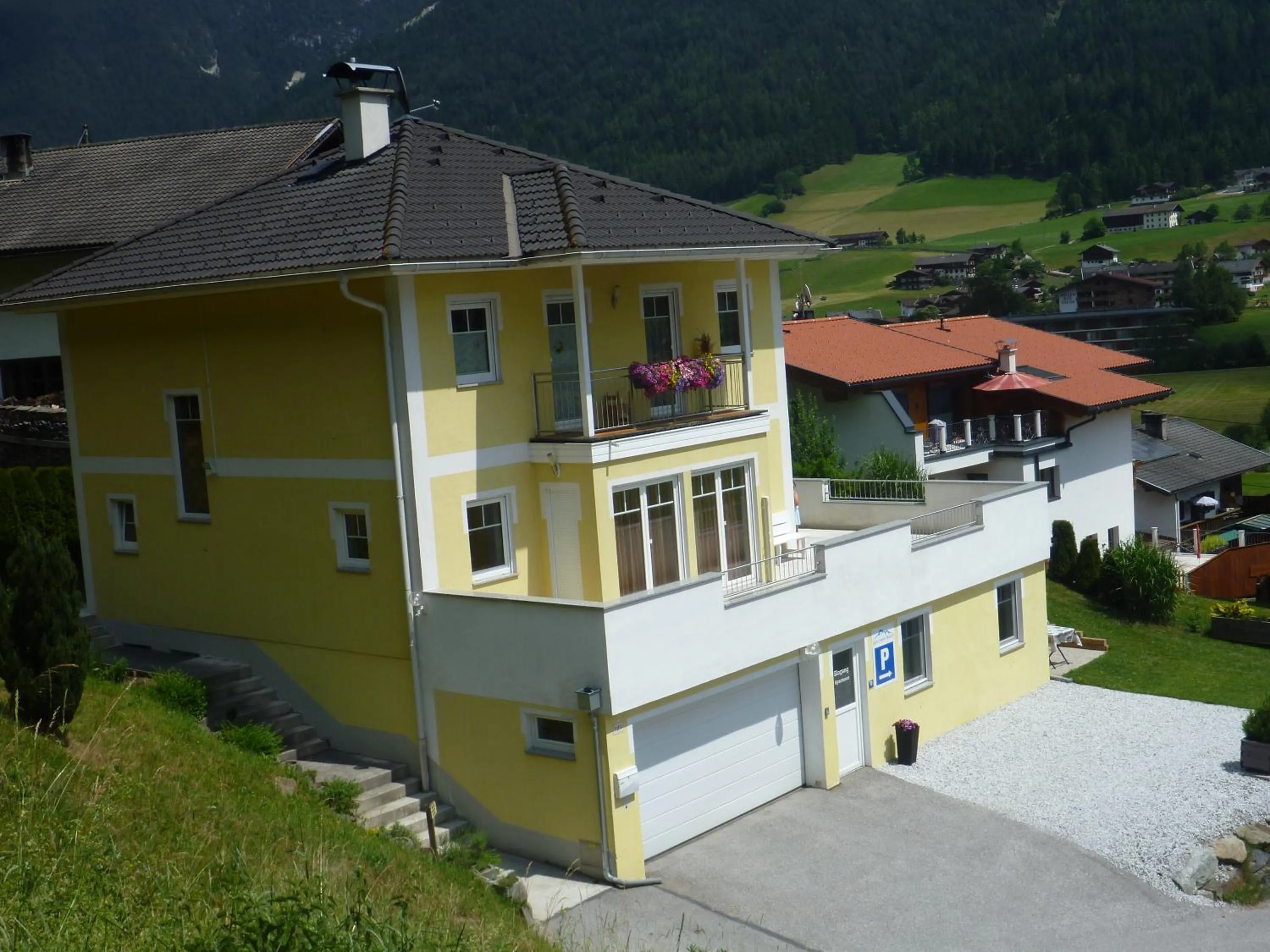 Property building in Apartment Martin