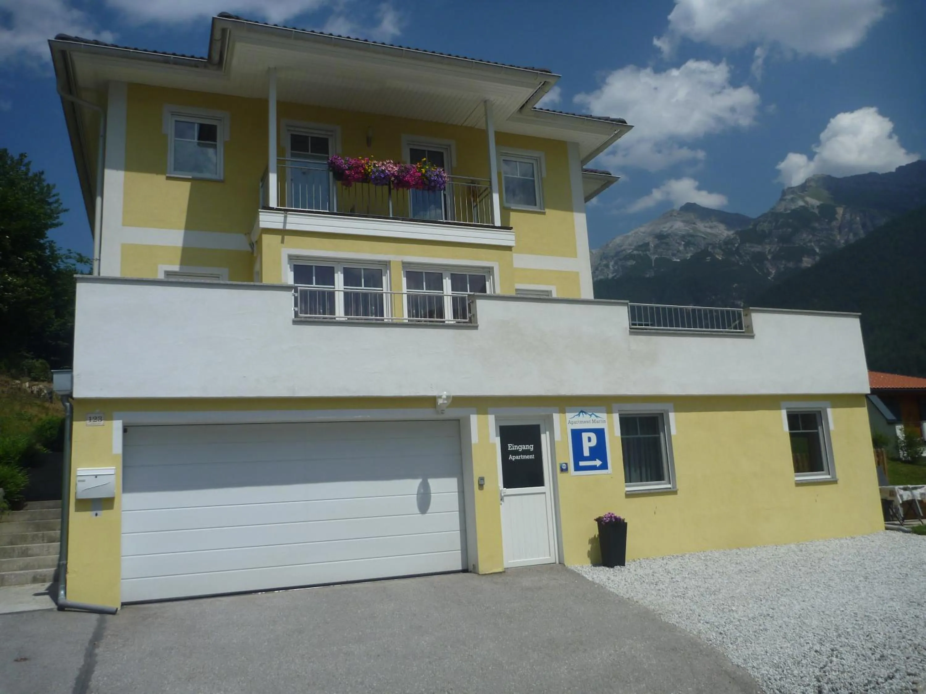 Facade/entrance in Apartment Martin
