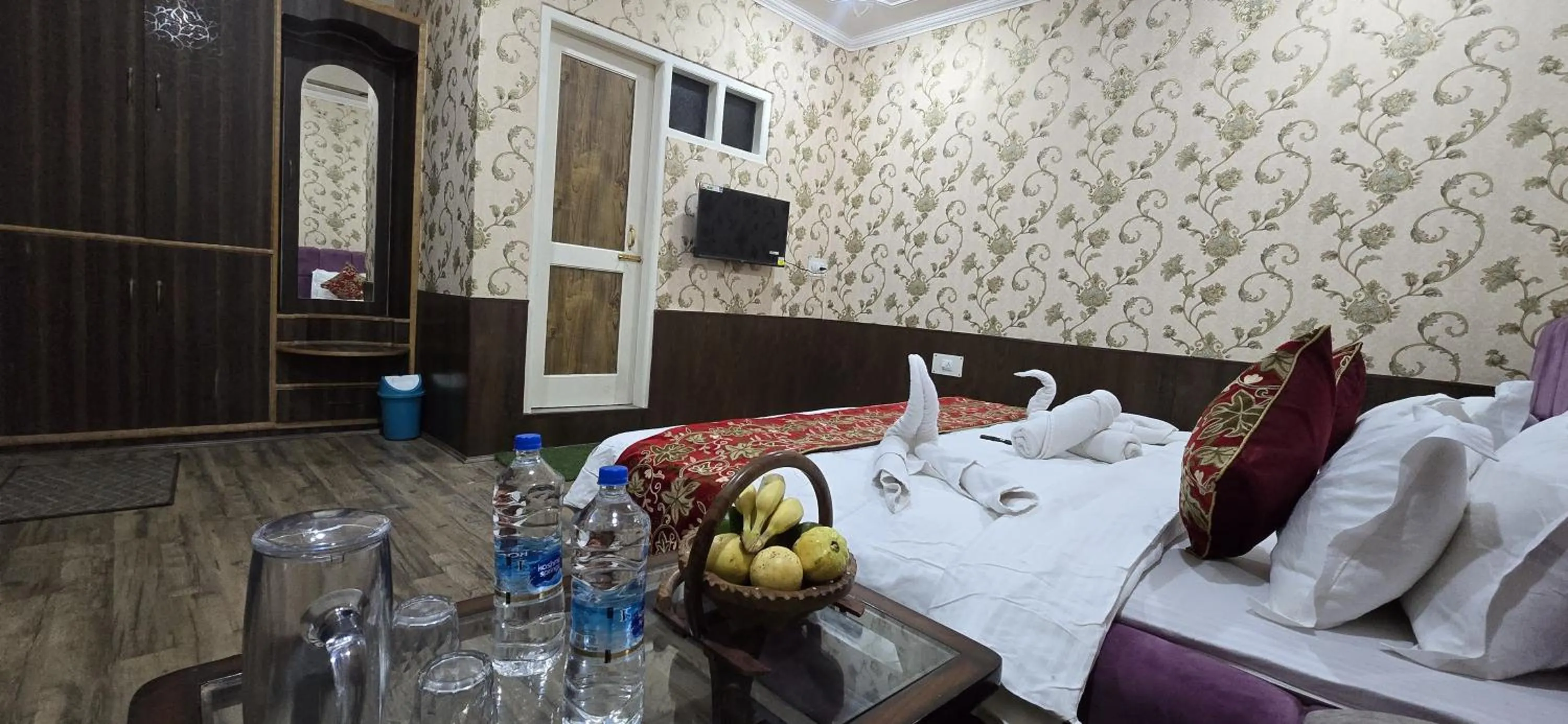 Bedroom, Bed in Hotel AL - Habib
