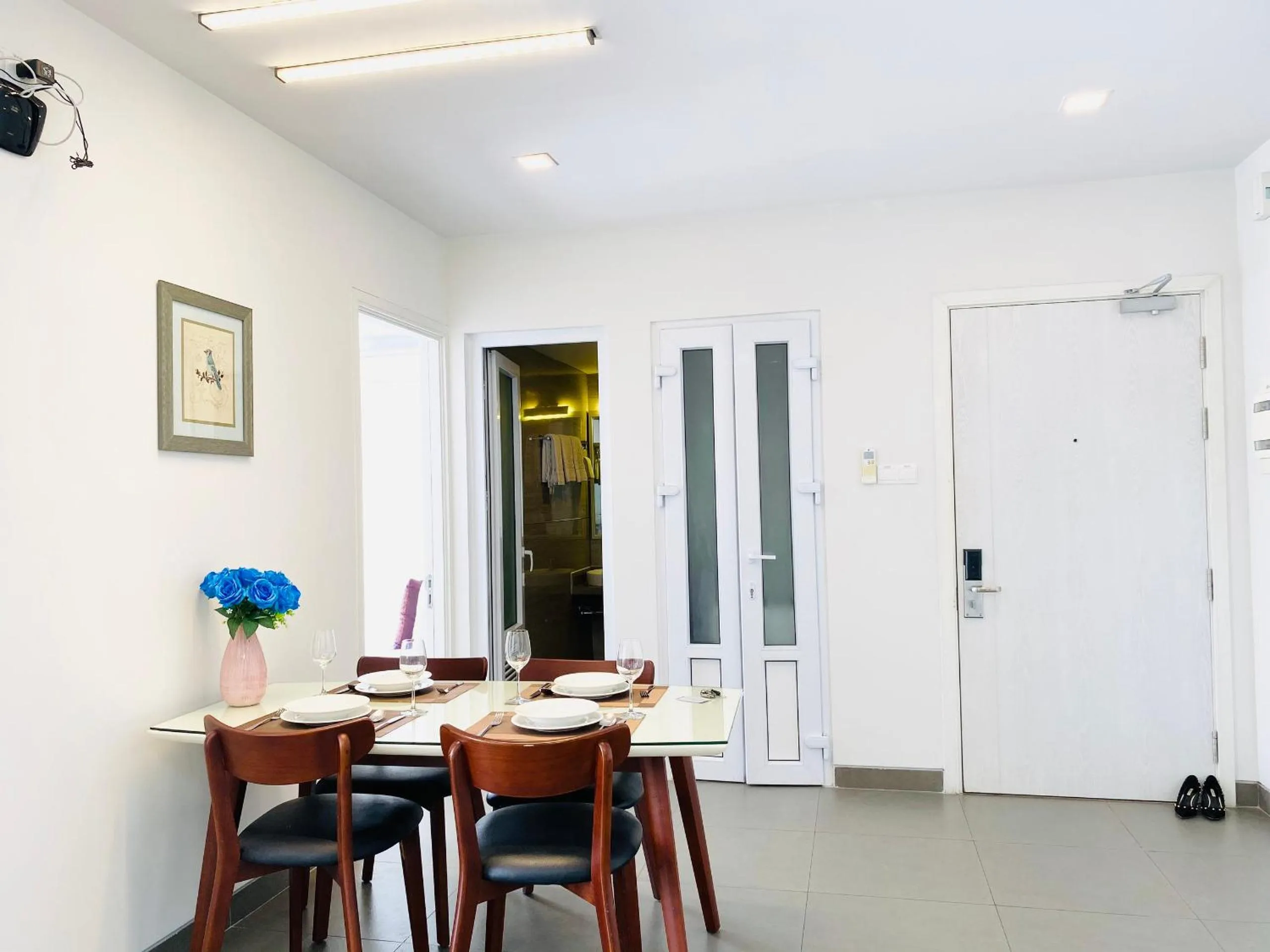 Dining area in Glenwood Suites