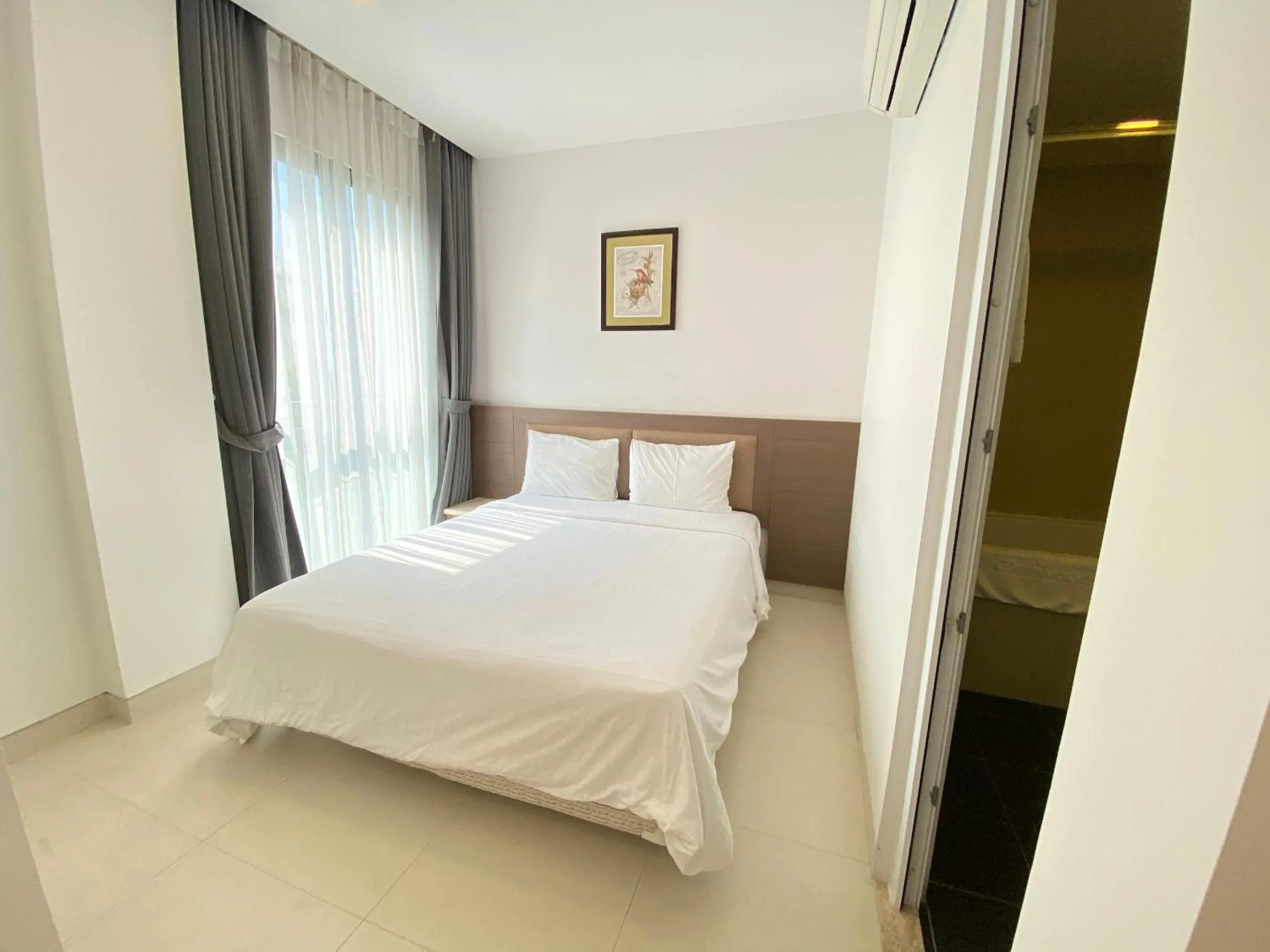 Bedroom, Bed in Glenwood Suites