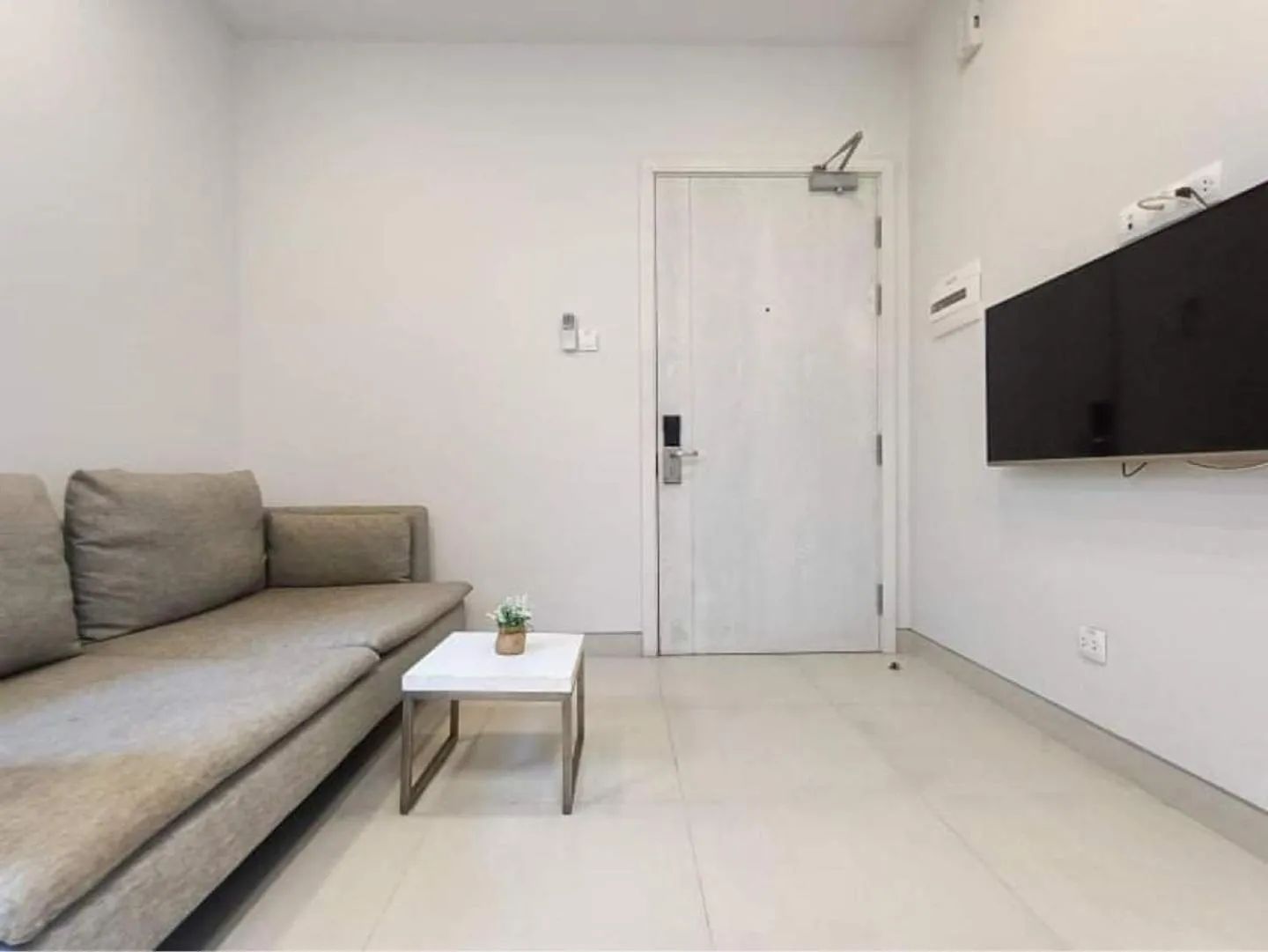 Living room in Glenwood Suites