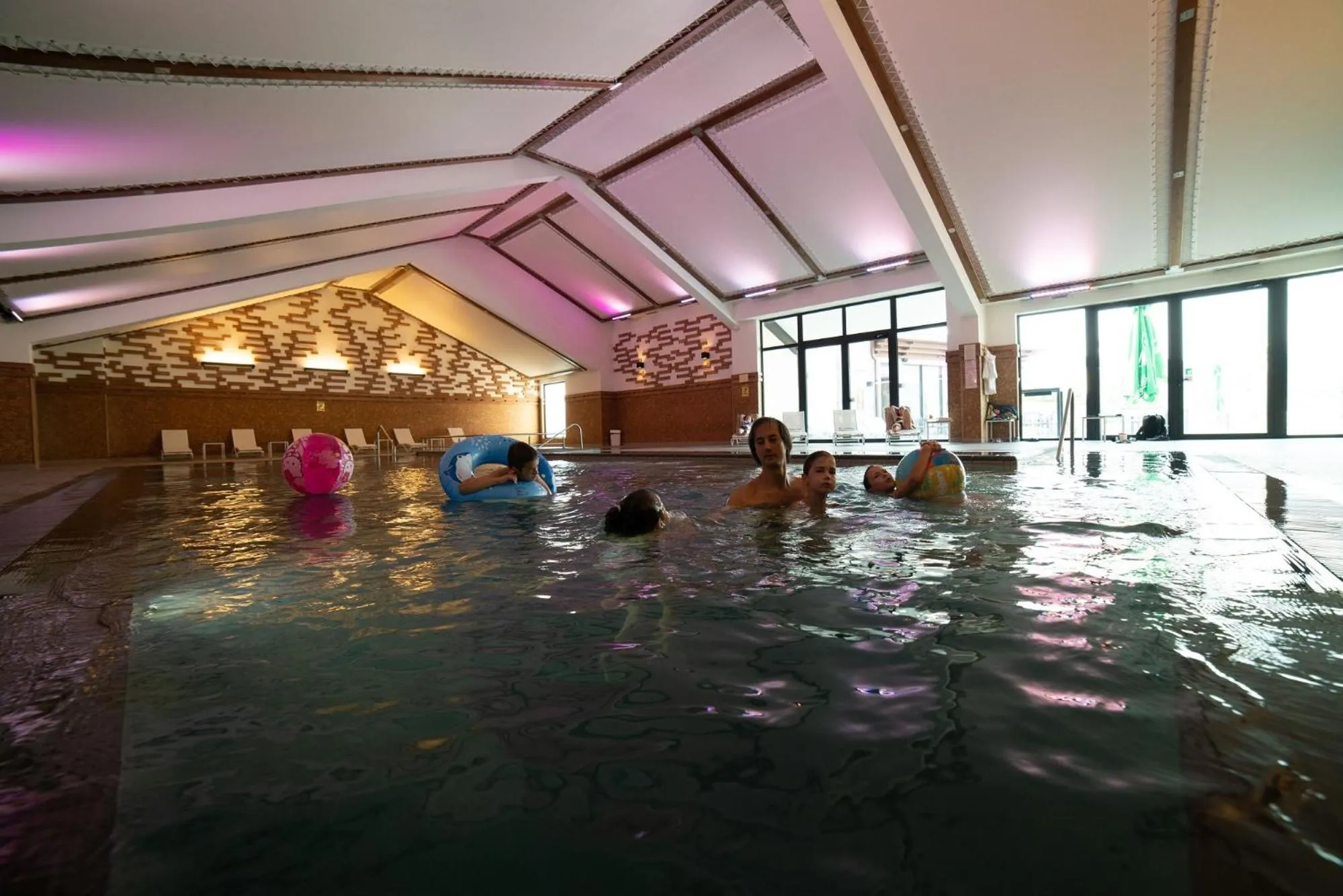Hot Spring Bath in Ruskovets Thermal SPA & Ski Resort