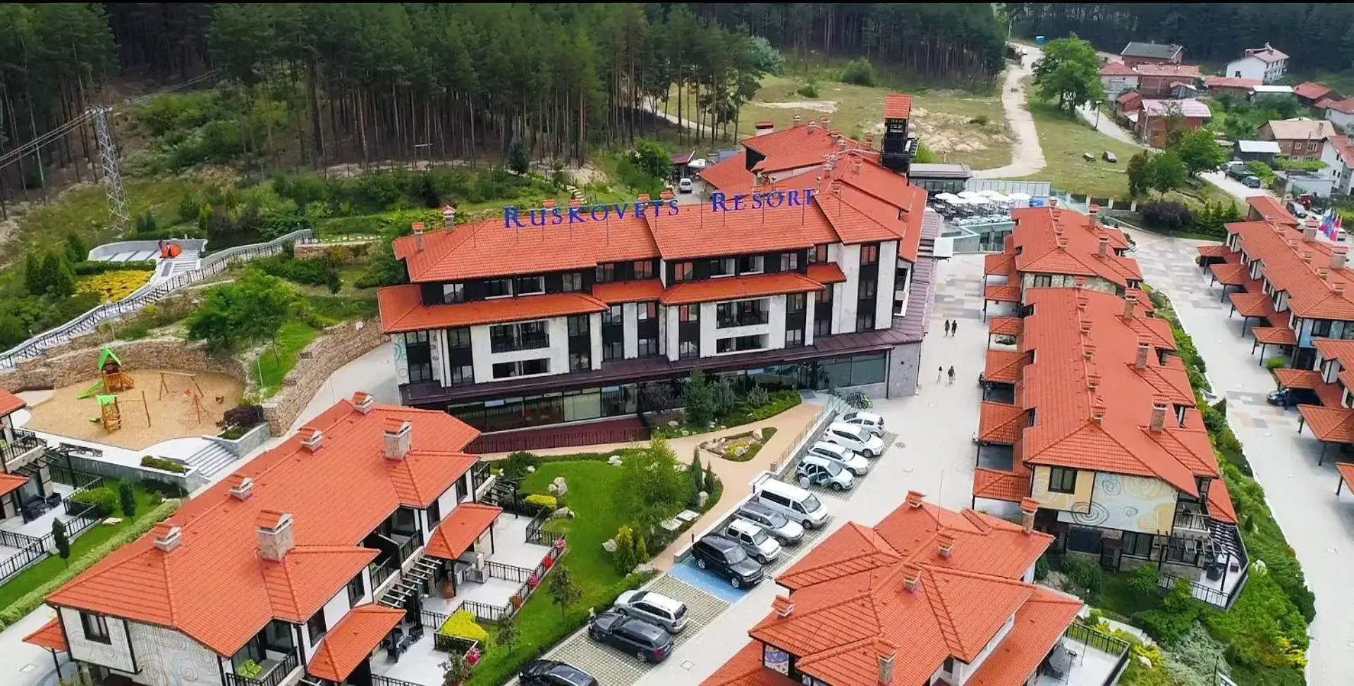 Property building in Ruskovets Thermal SPA & Ski Resort Property building in Ruskovets Thermal SPA & Ski Resort
