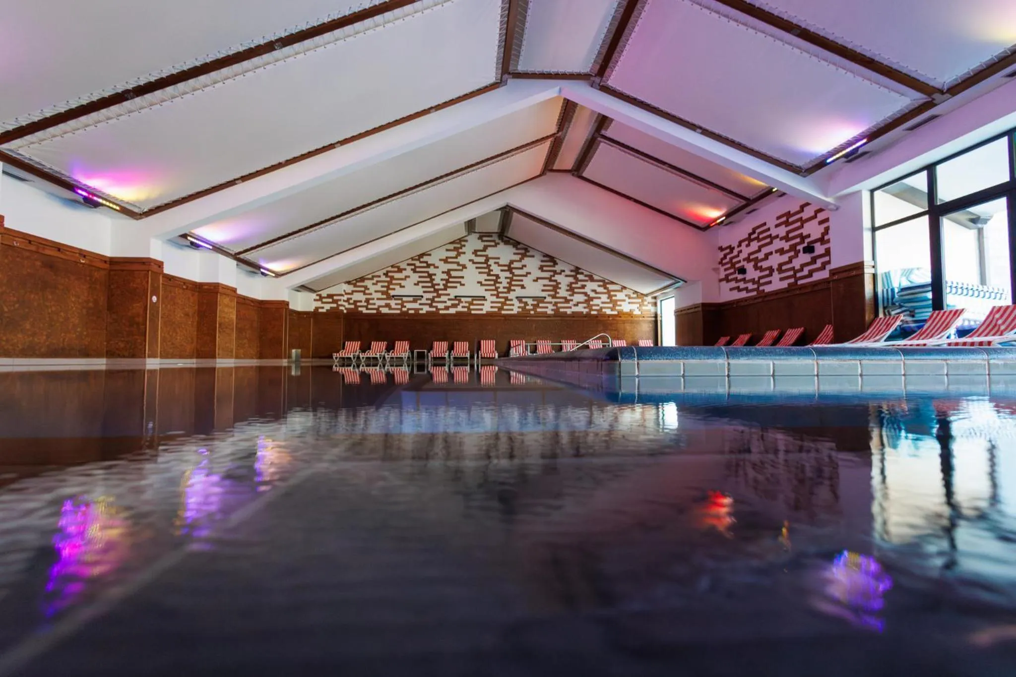 Swimming pool in Ruskovets Thermal SPA & Ski Resort