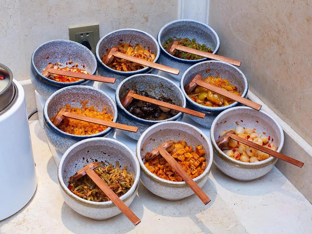 Restaurant/places to eat in Vienna International Hotel Jingzhou New World