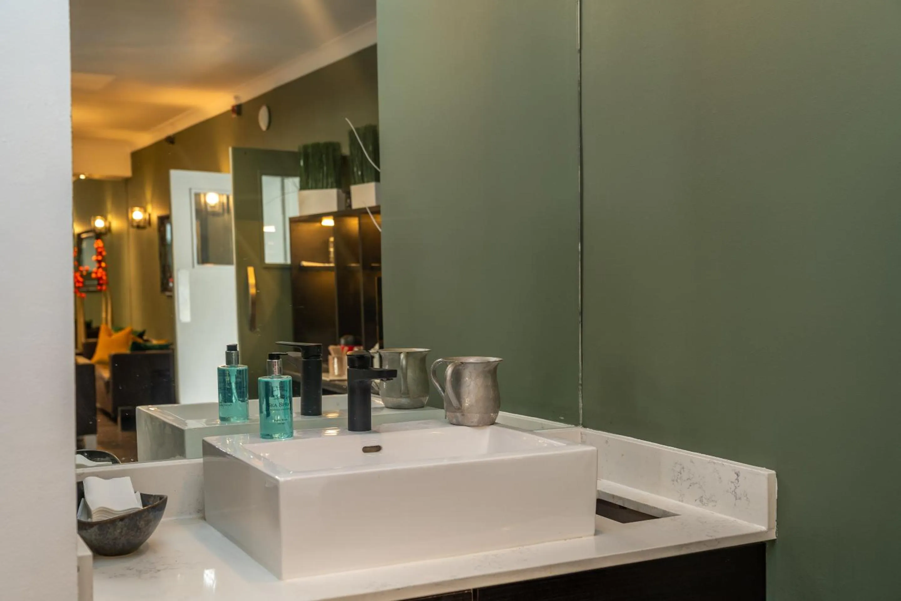 Dining area in Croft Court Hotel