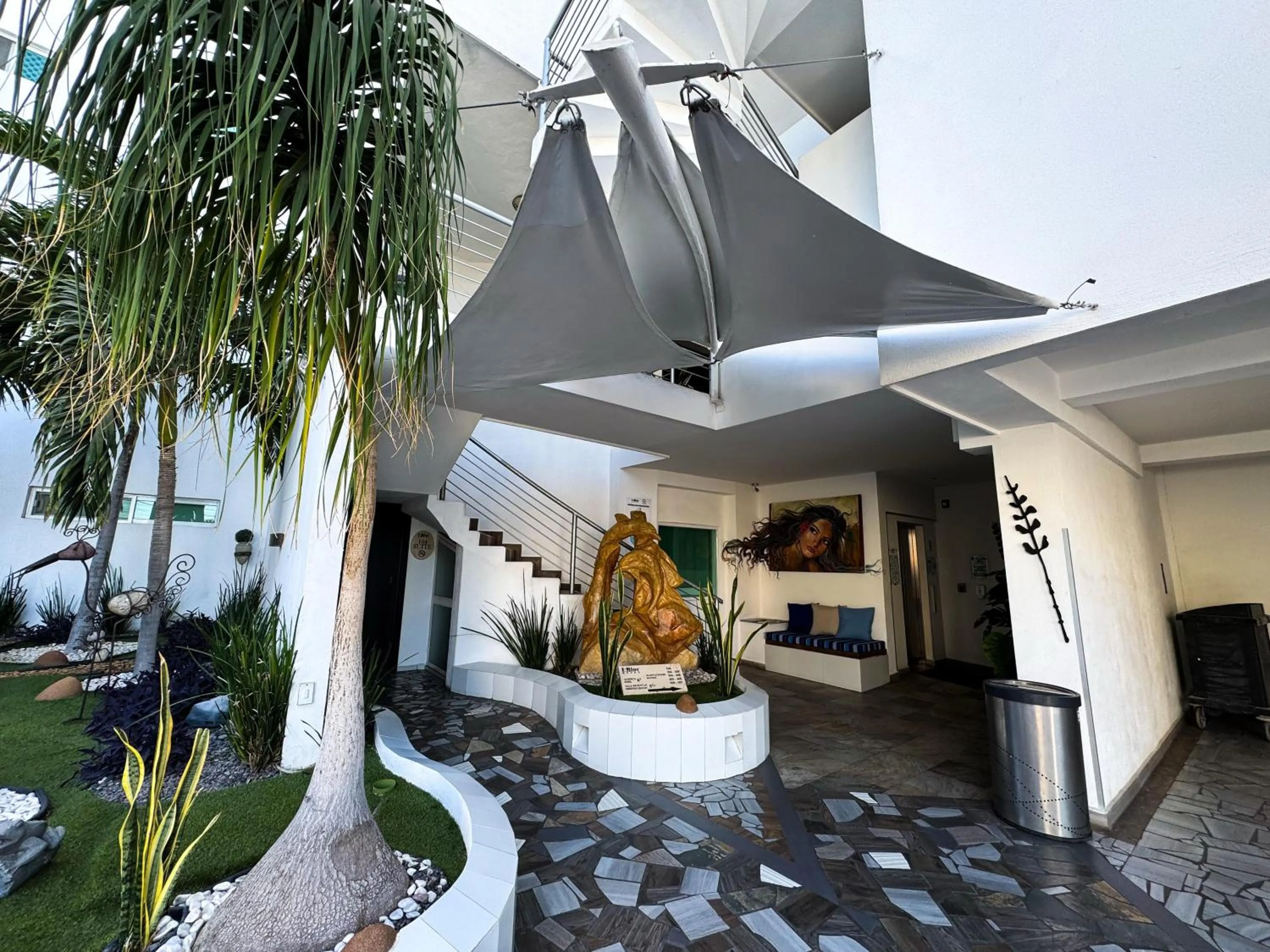 Patio in Hotel HBlue Centro