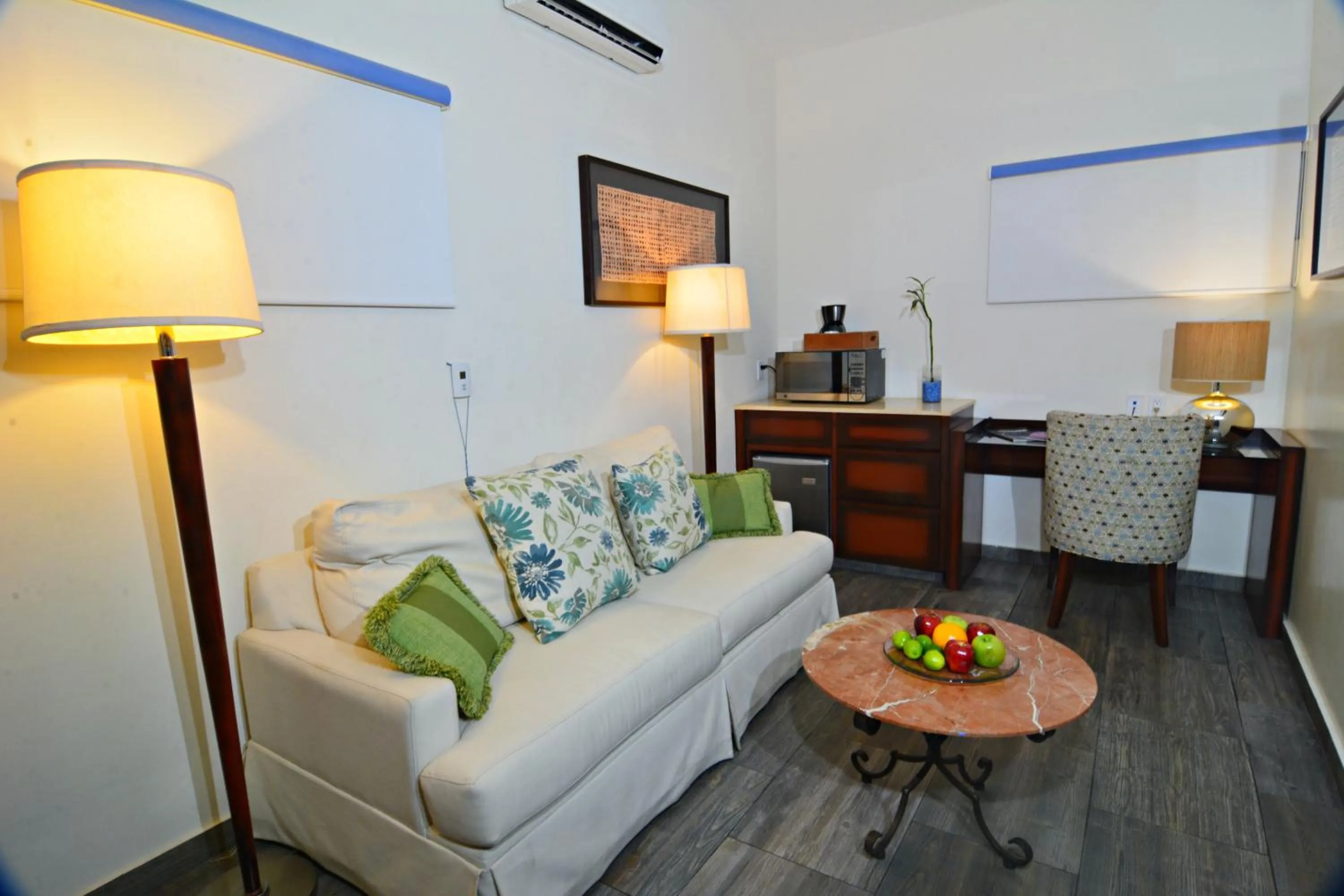 Living room in Hotel HBlue Centro