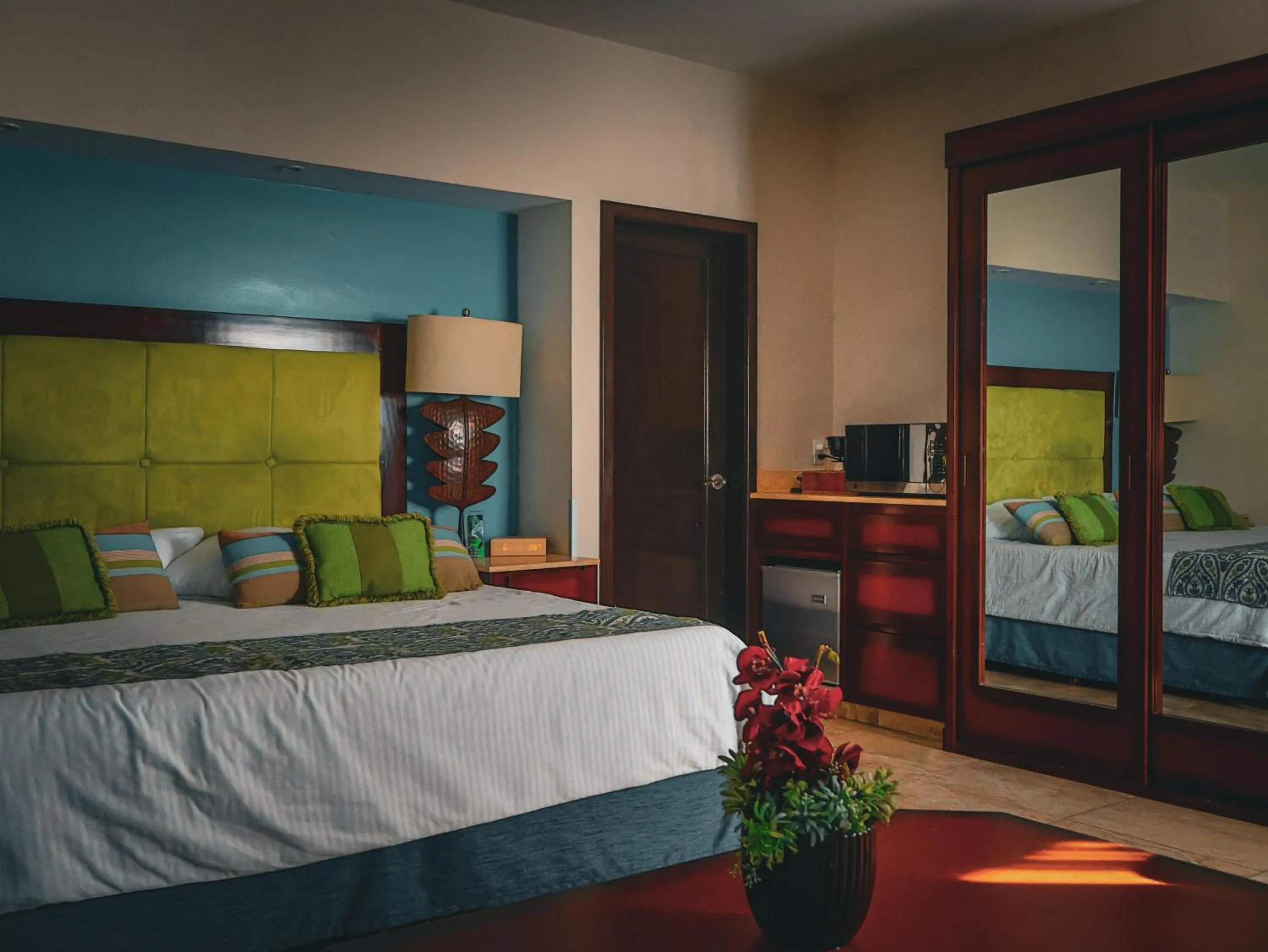 Bedroom, Bed in Hotel HBlue Centro