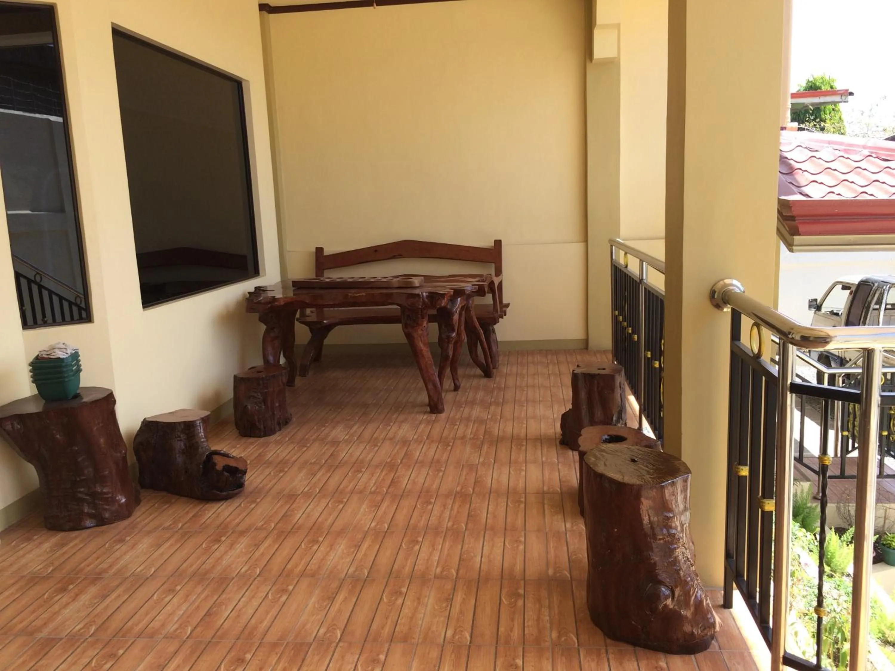 Balcony/Terrace in Dayview Tourist Home