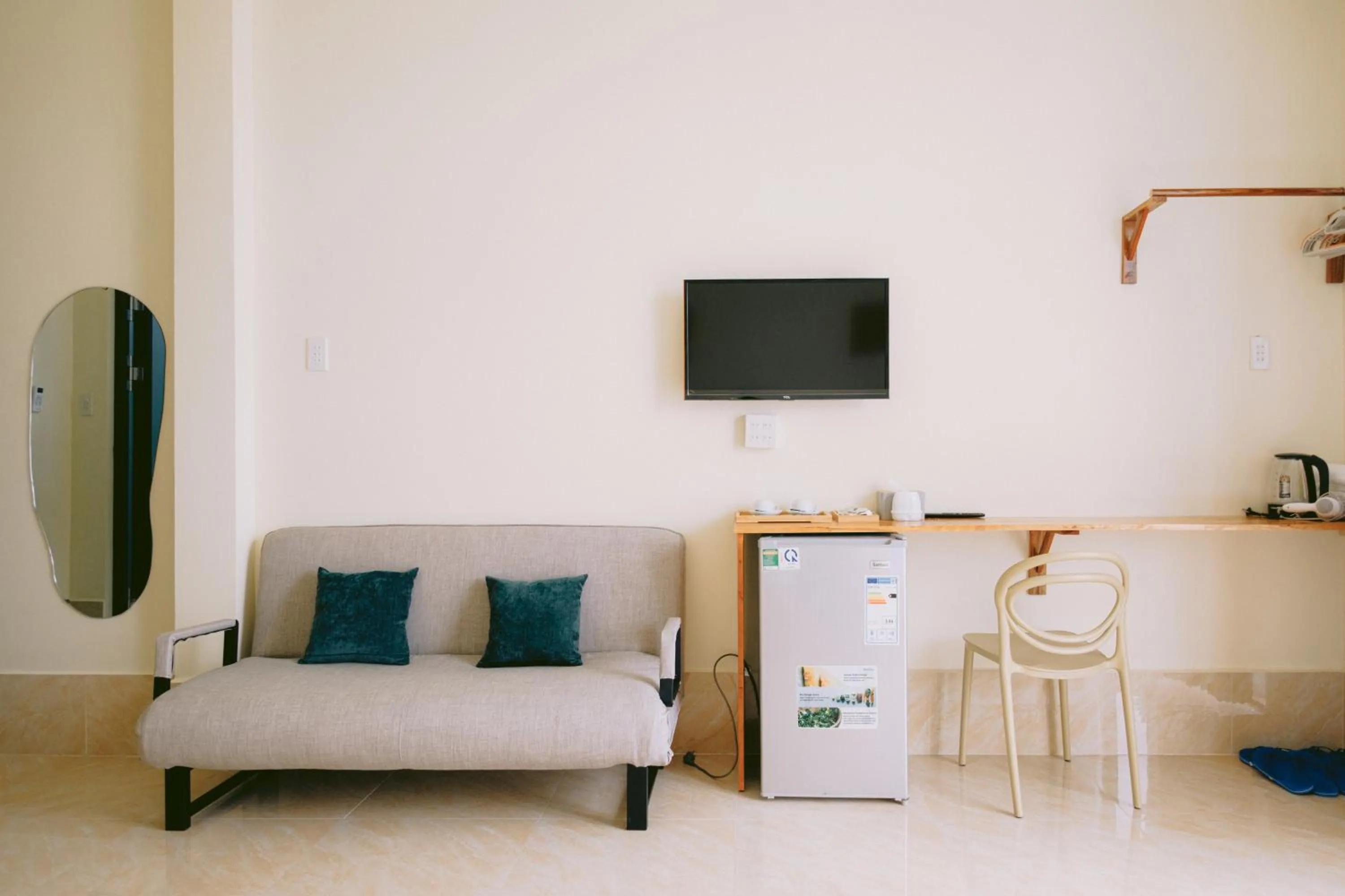 Photo of the whole room in De Rivé Homestay 2 - Bến Ninh Kiều