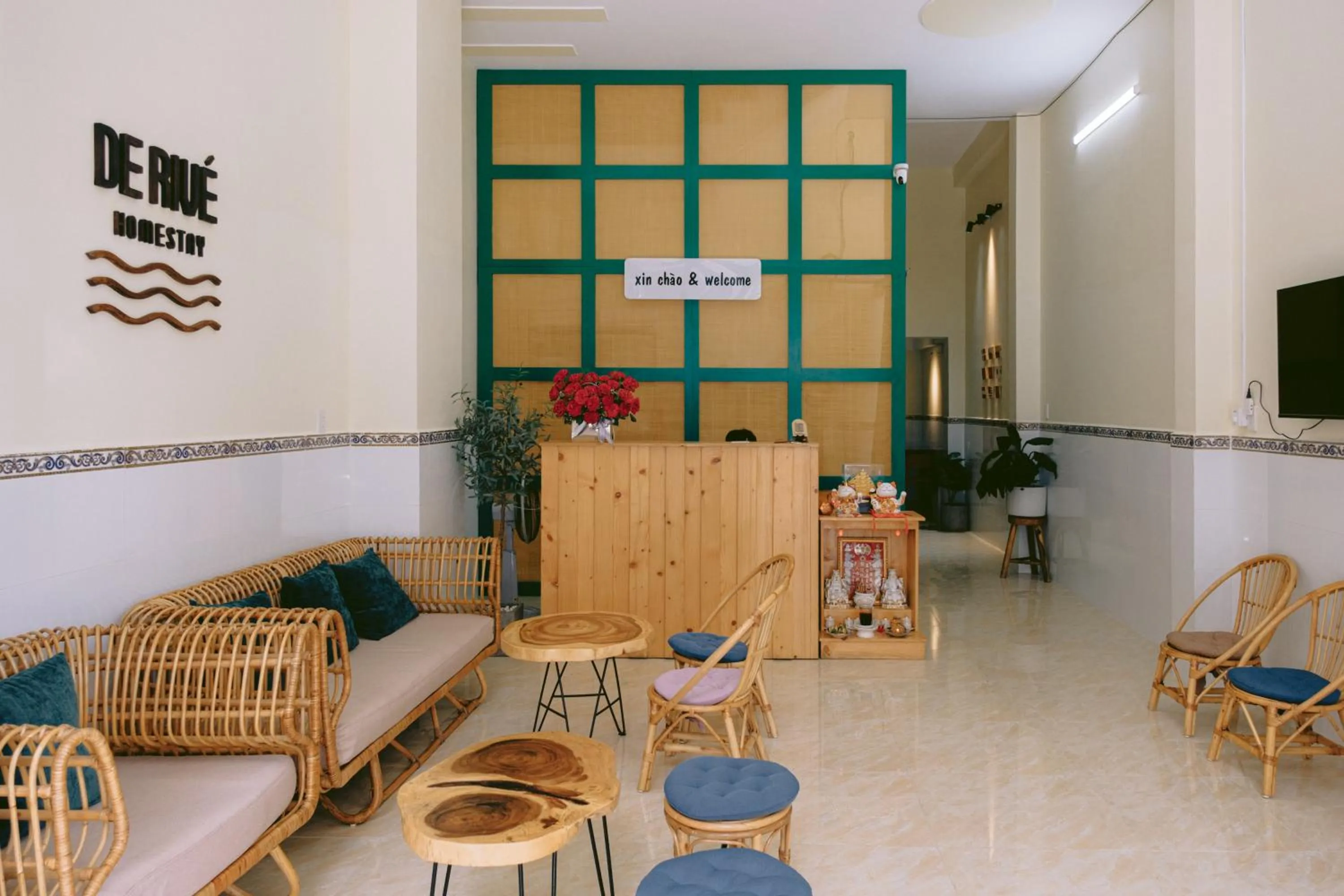 Lobby or reception in De Rivé Homestay 2 - Bến Ninh Kiều