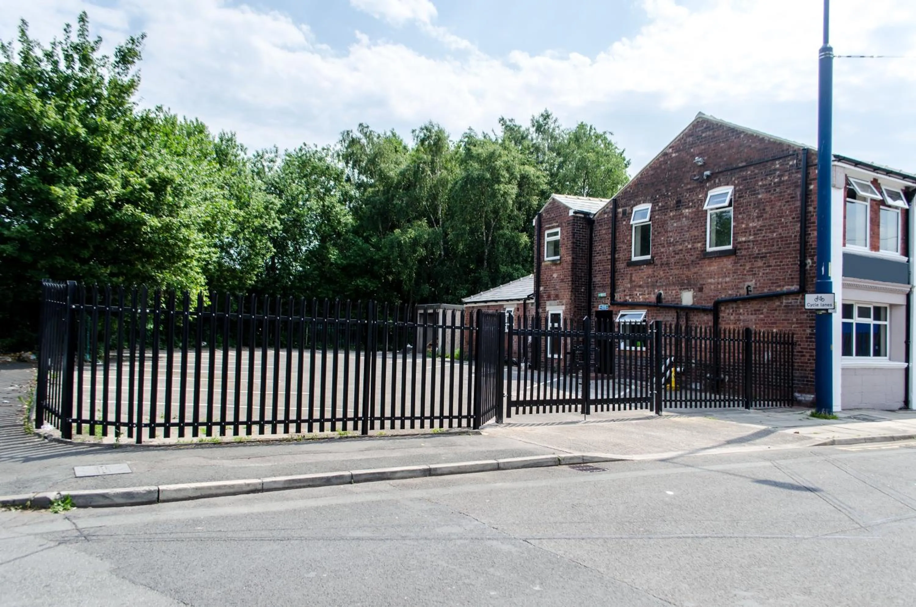Property building in Trivelles Eccles