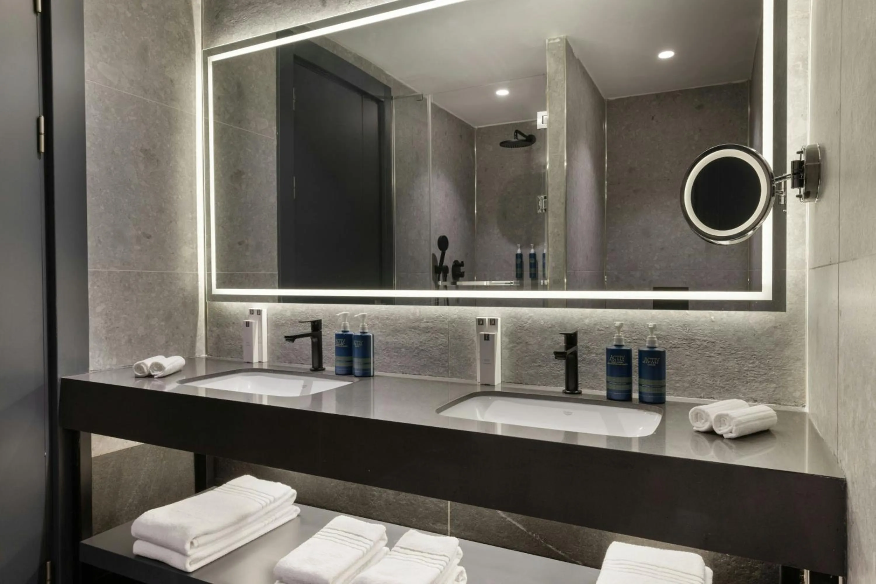 Bathroom in Four Points by Sheraton Elazig