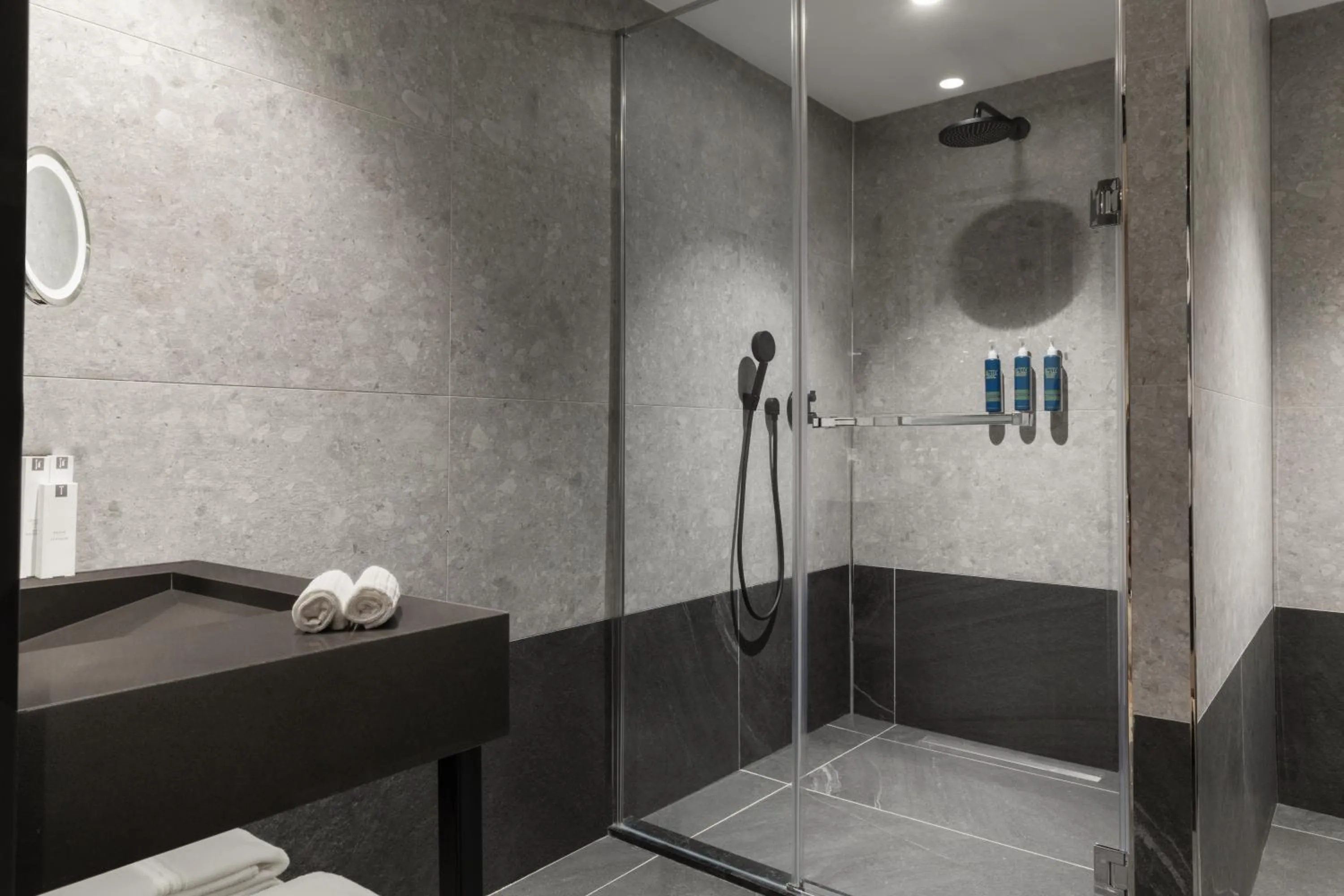 Shower in Four Points by Sheraton Elazig