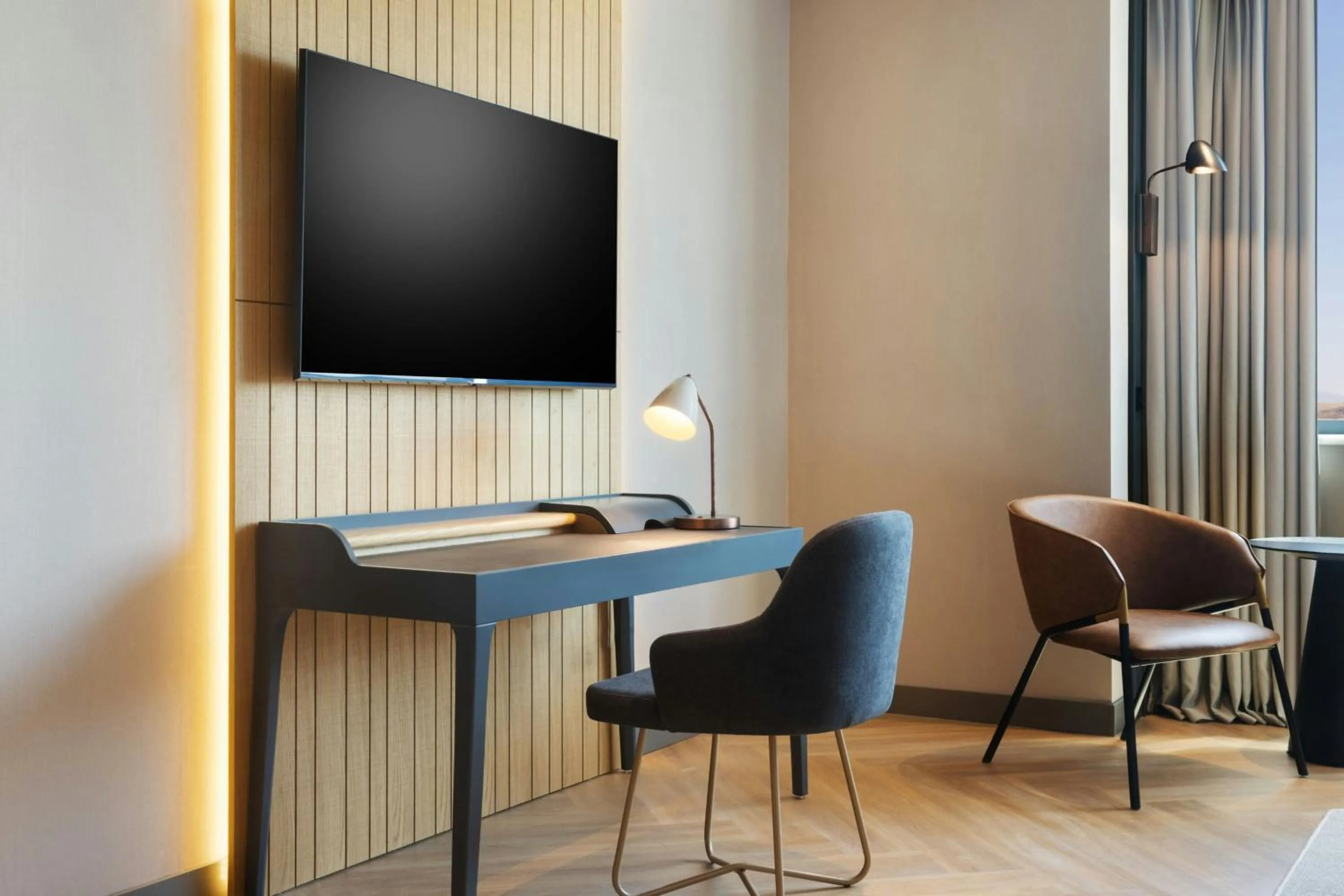Photo of the whole room in Four Points by Sheraton Elazig